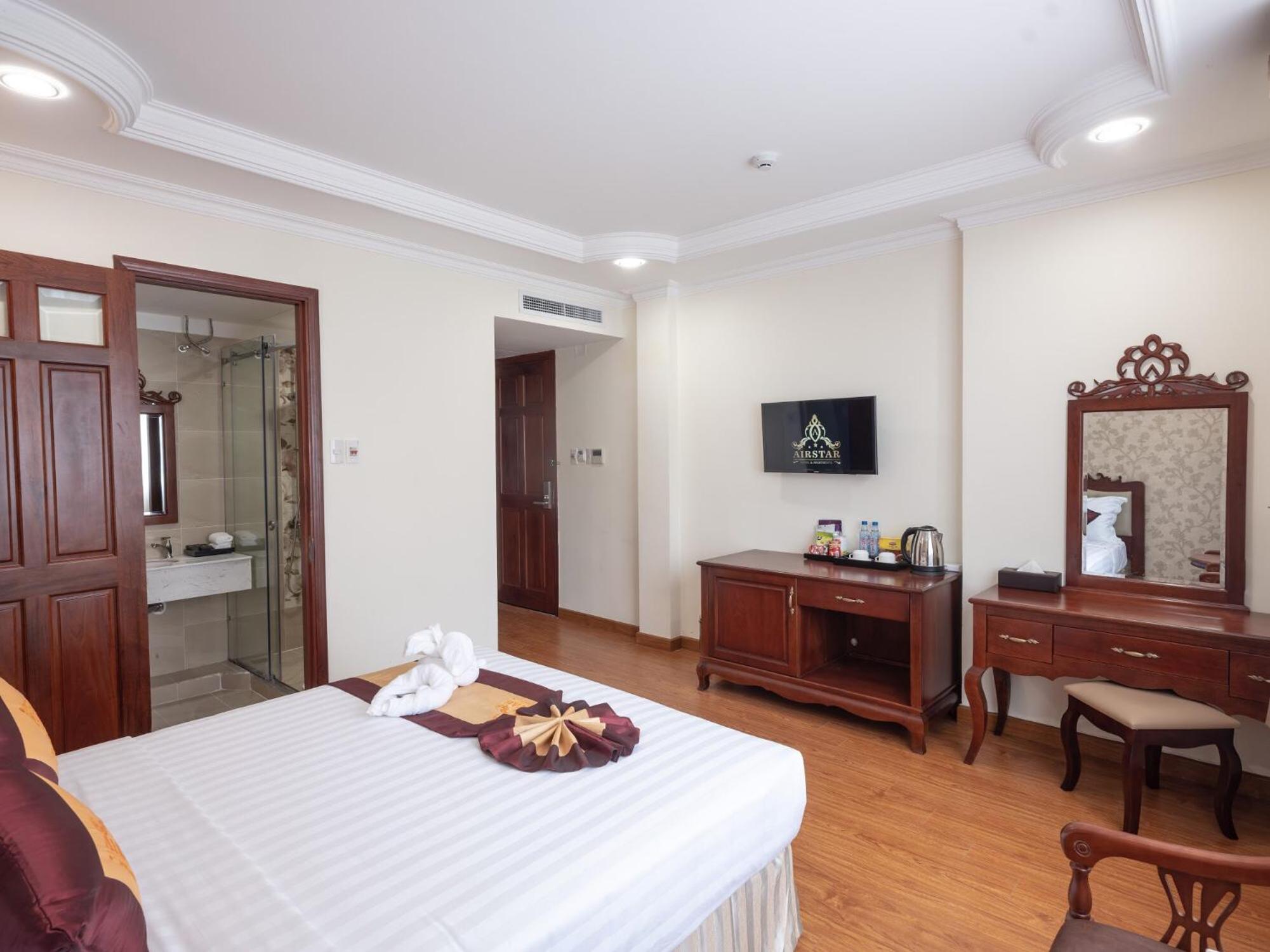 Suite with Garden View - Photo 6