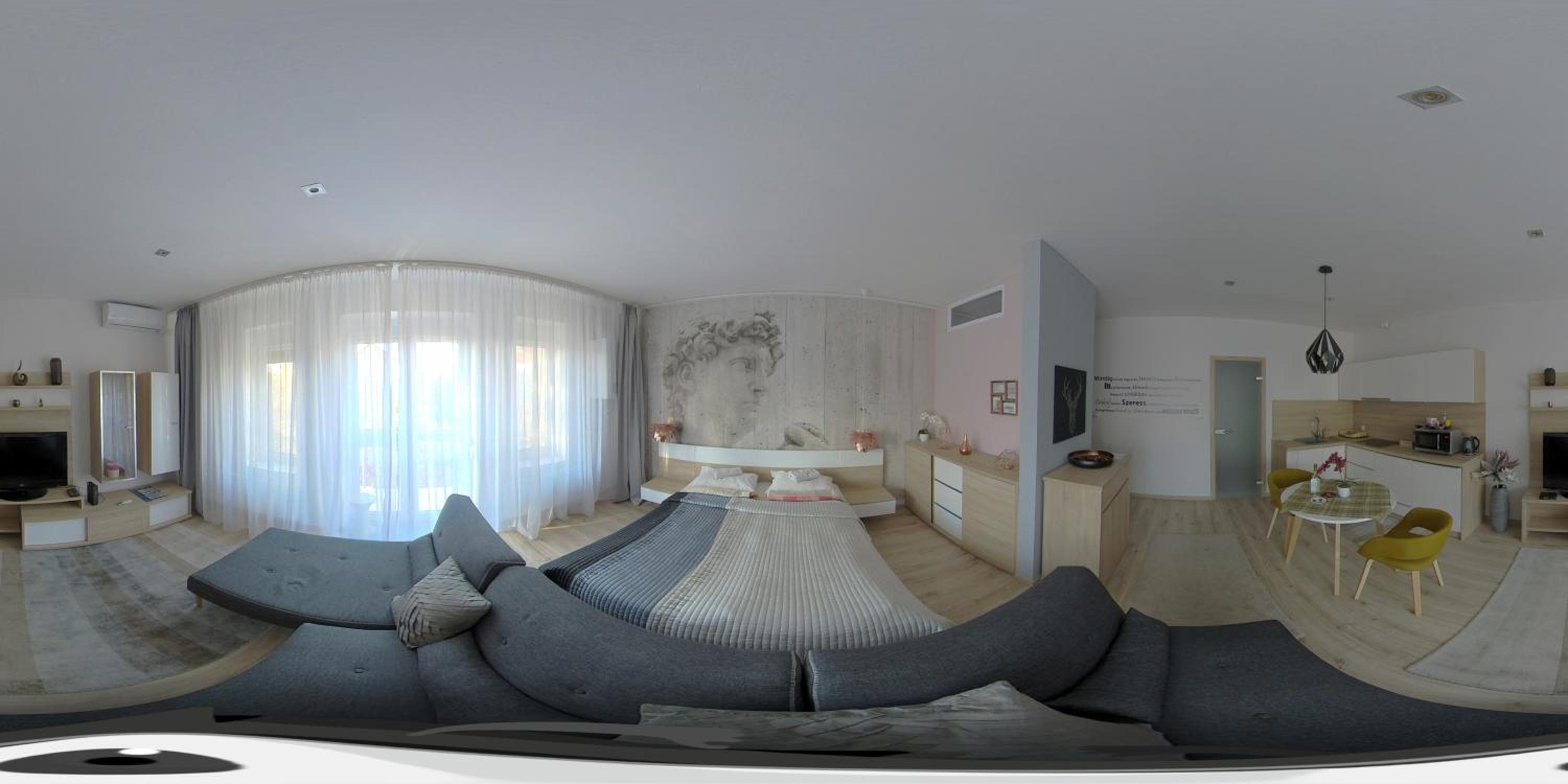 Apartment photo 1