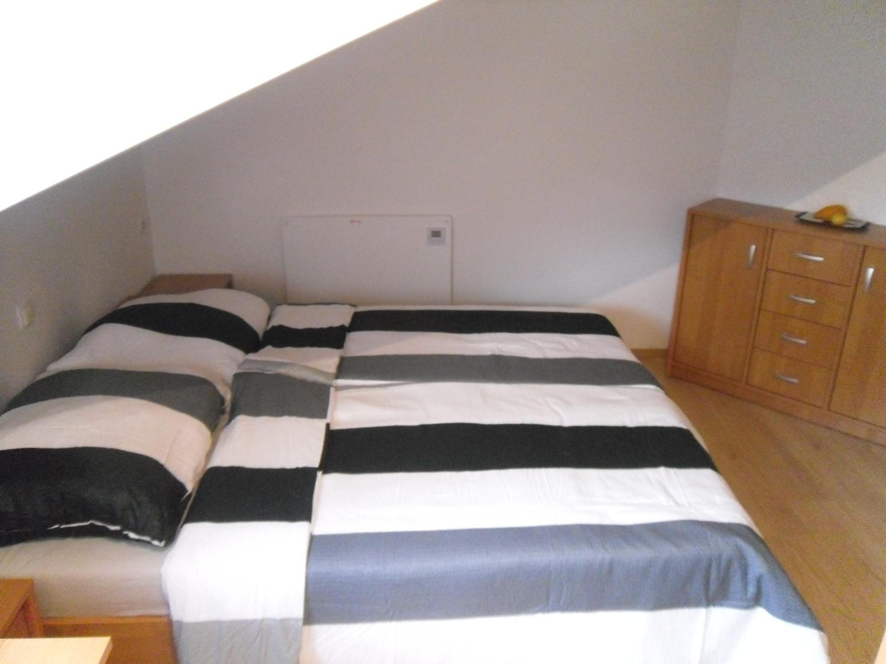 Double Room - Photo 3