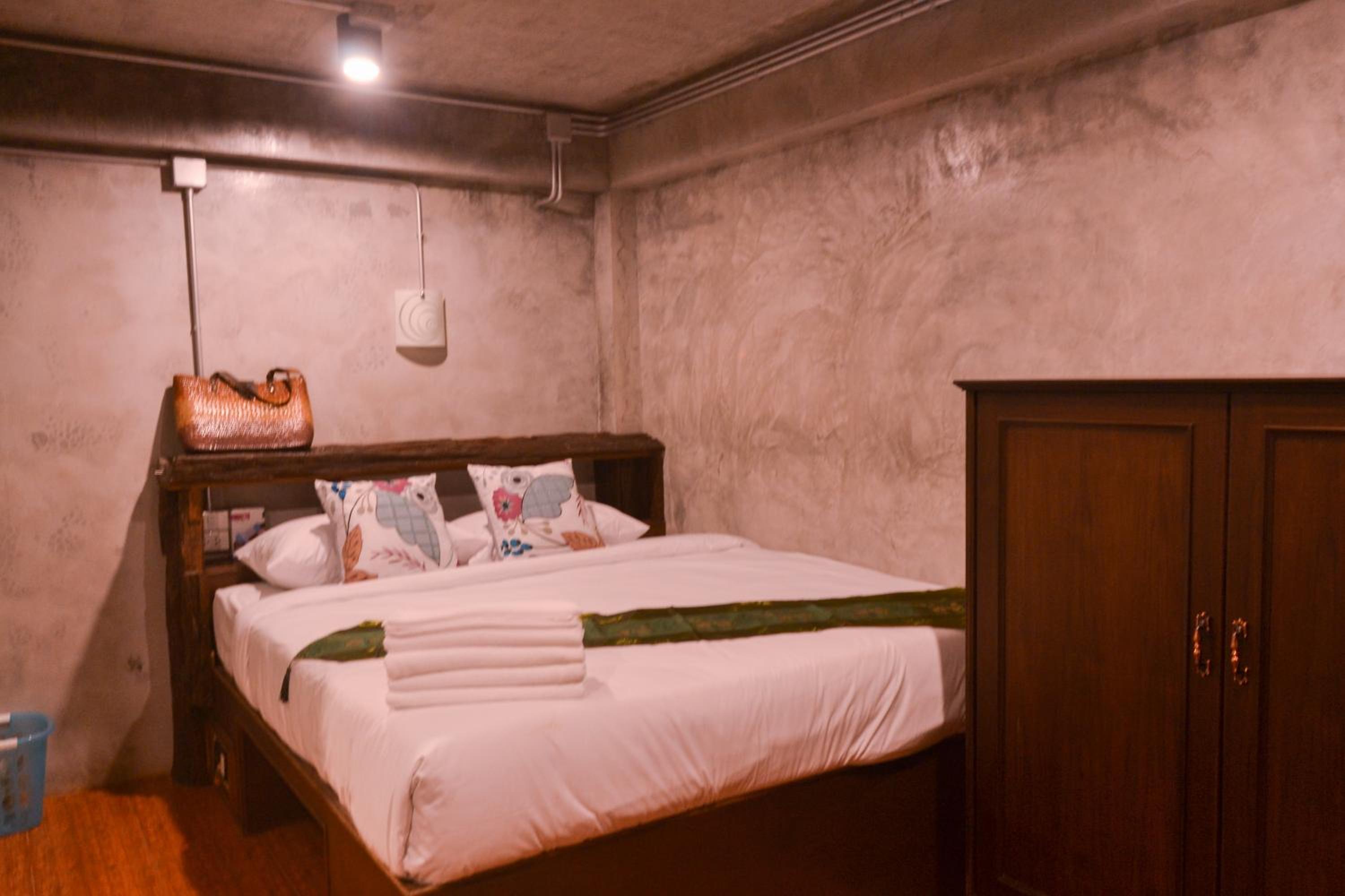 Bungalow with Sea View - Photo 9