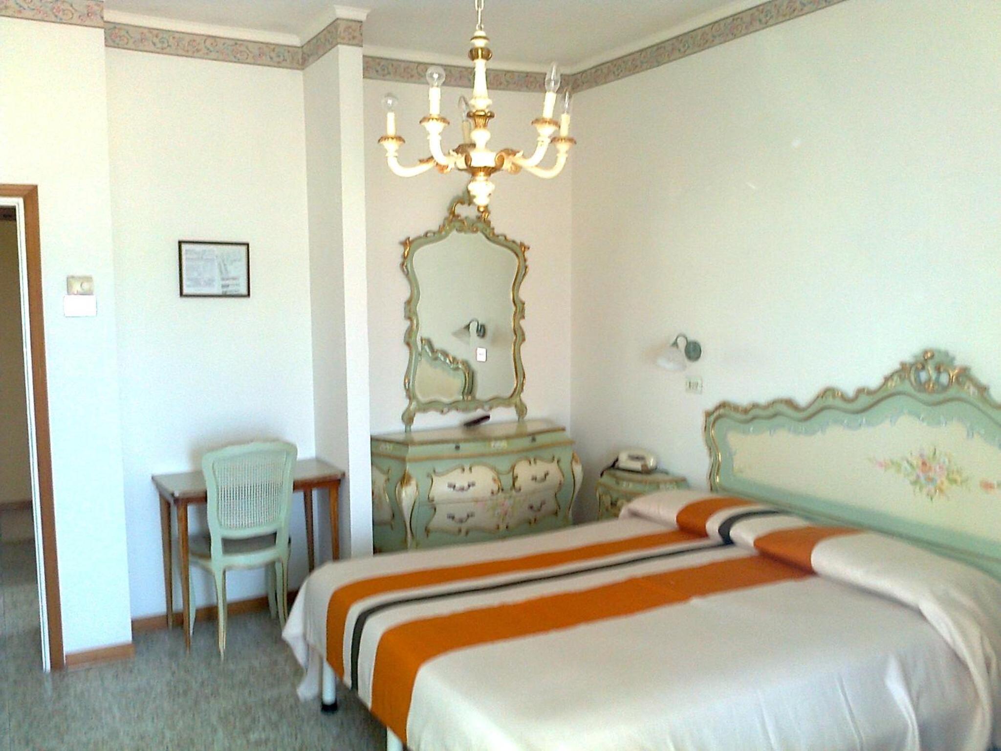 Double or Twin Room with Sea View