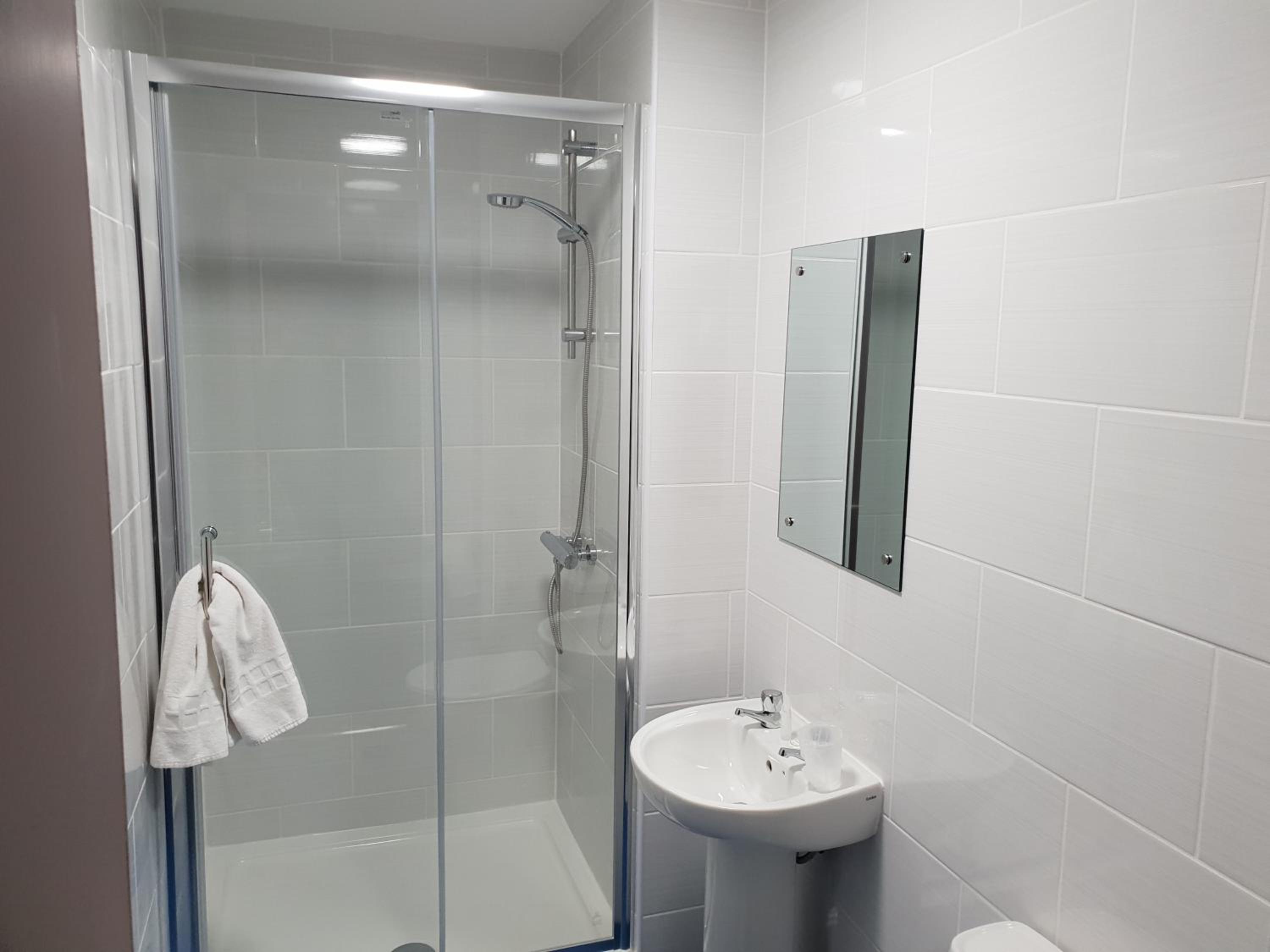 Double Room - Photo 4