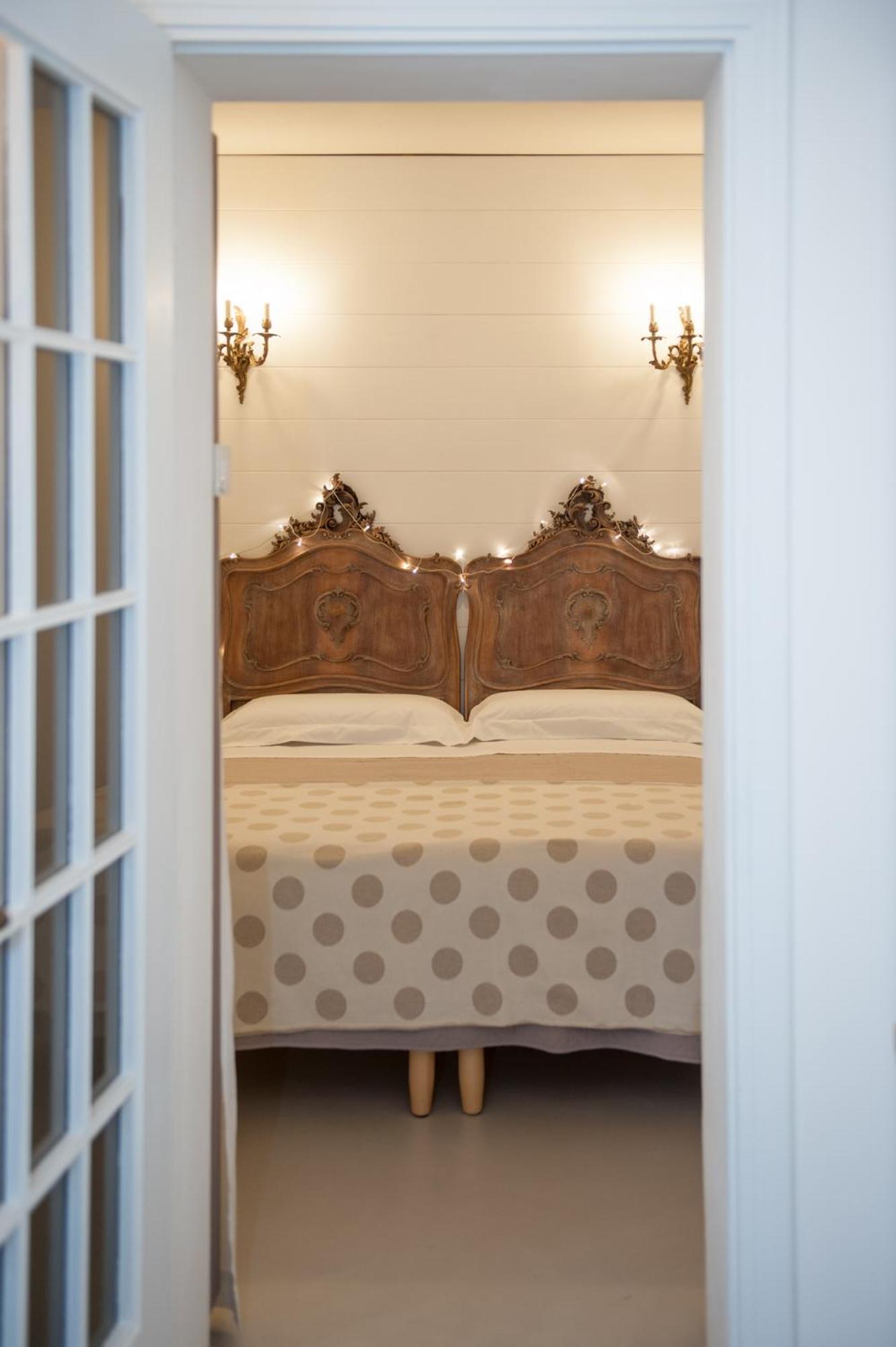 One-Bedroom Apartment - Photo 15