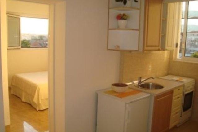 One-Bedroom Apartment without Terrace - Photo 2