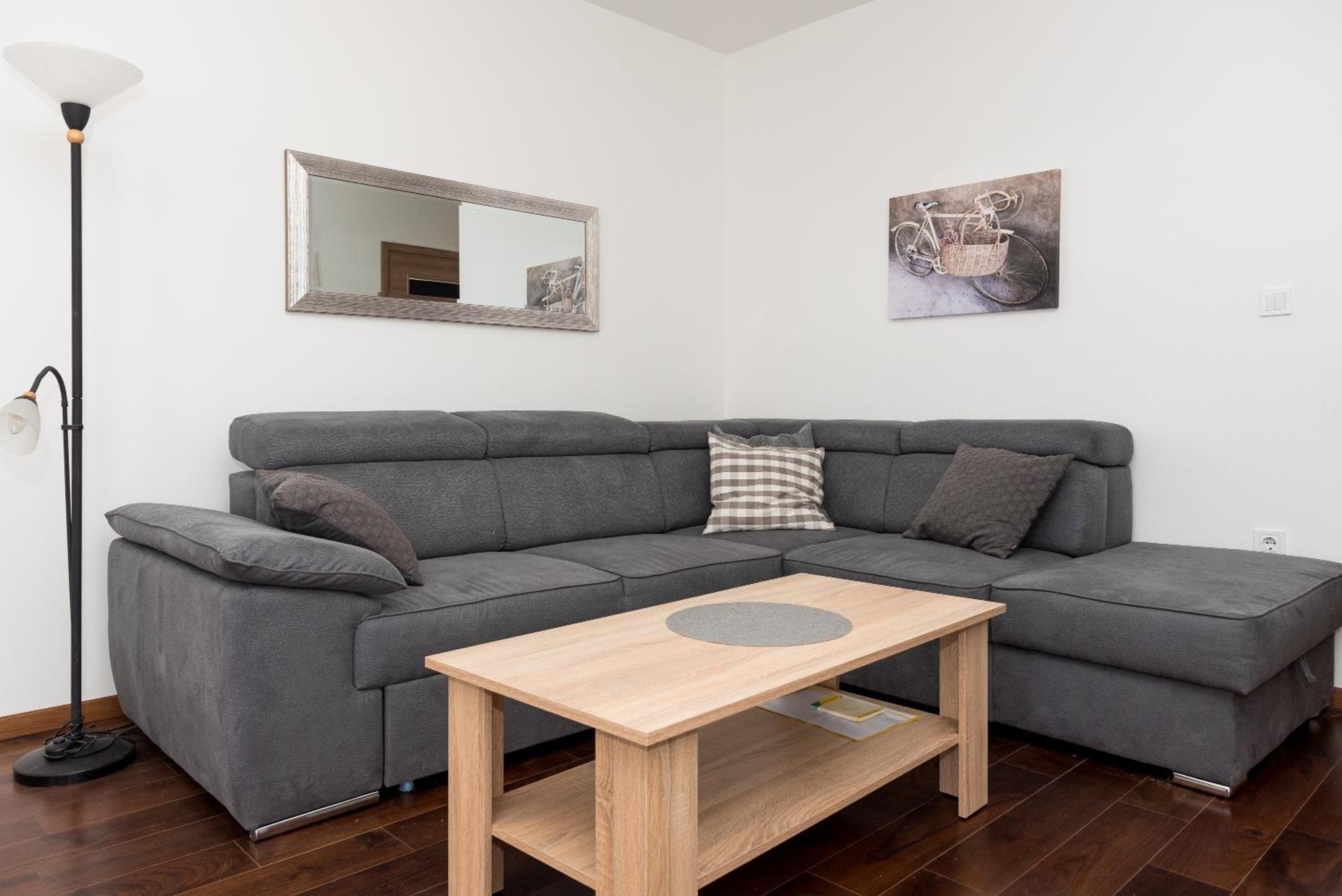 Apartment - Ground Floor photo 3