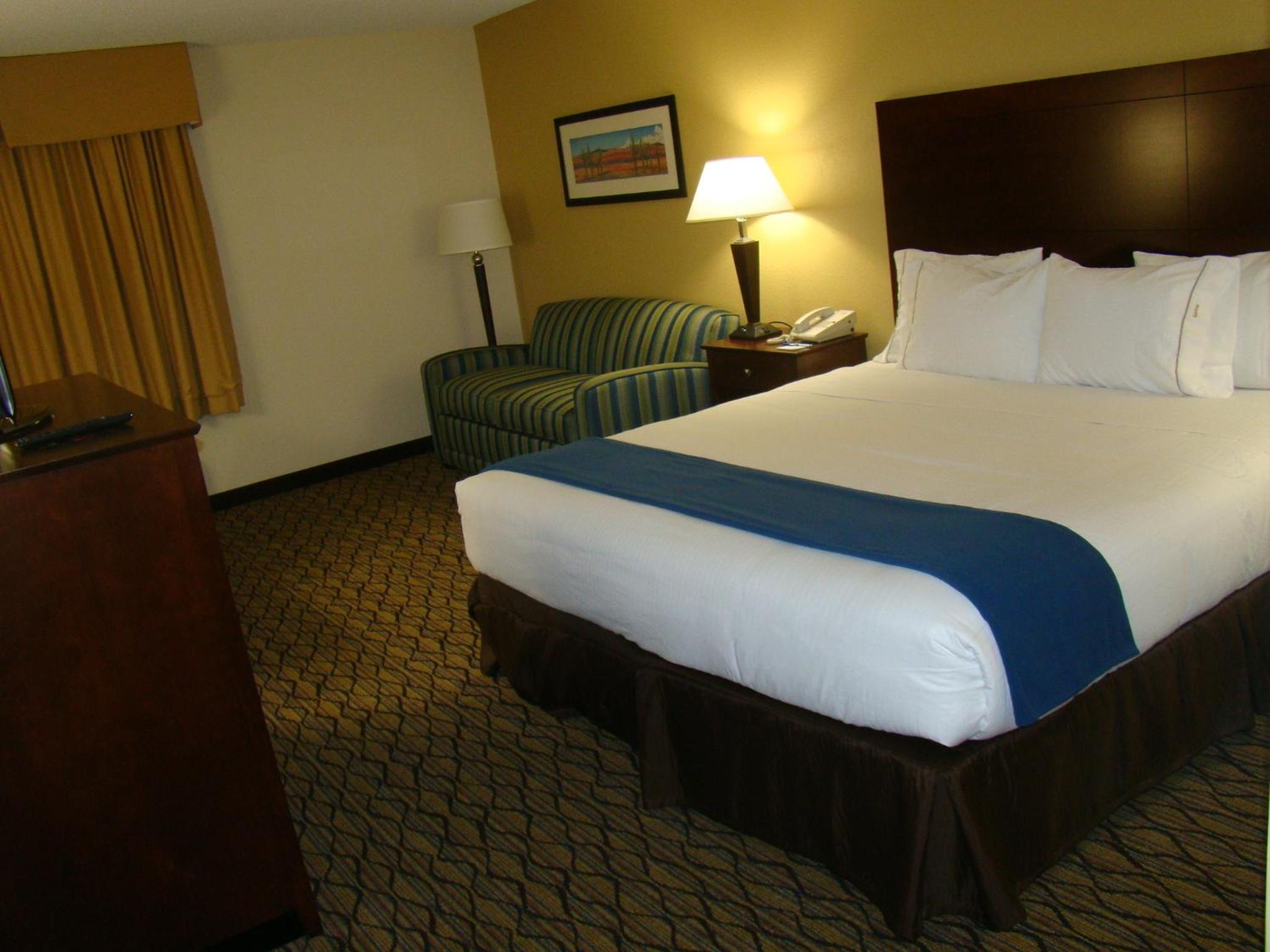 King Room - Disability Access/Non-Smoking - Photo 1