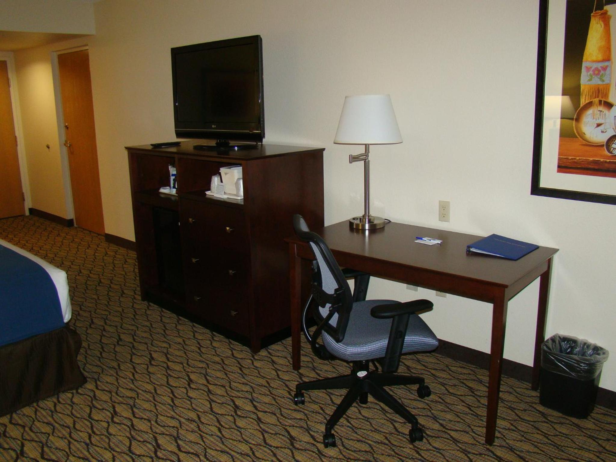 King Room - Disability Access/Non-Smoking - Photo 2