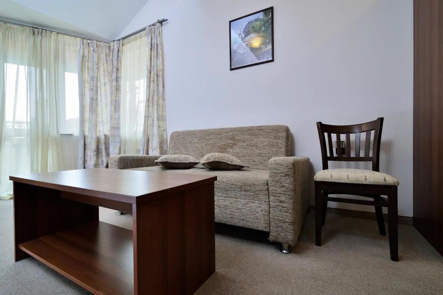 Apartment - Photo 2