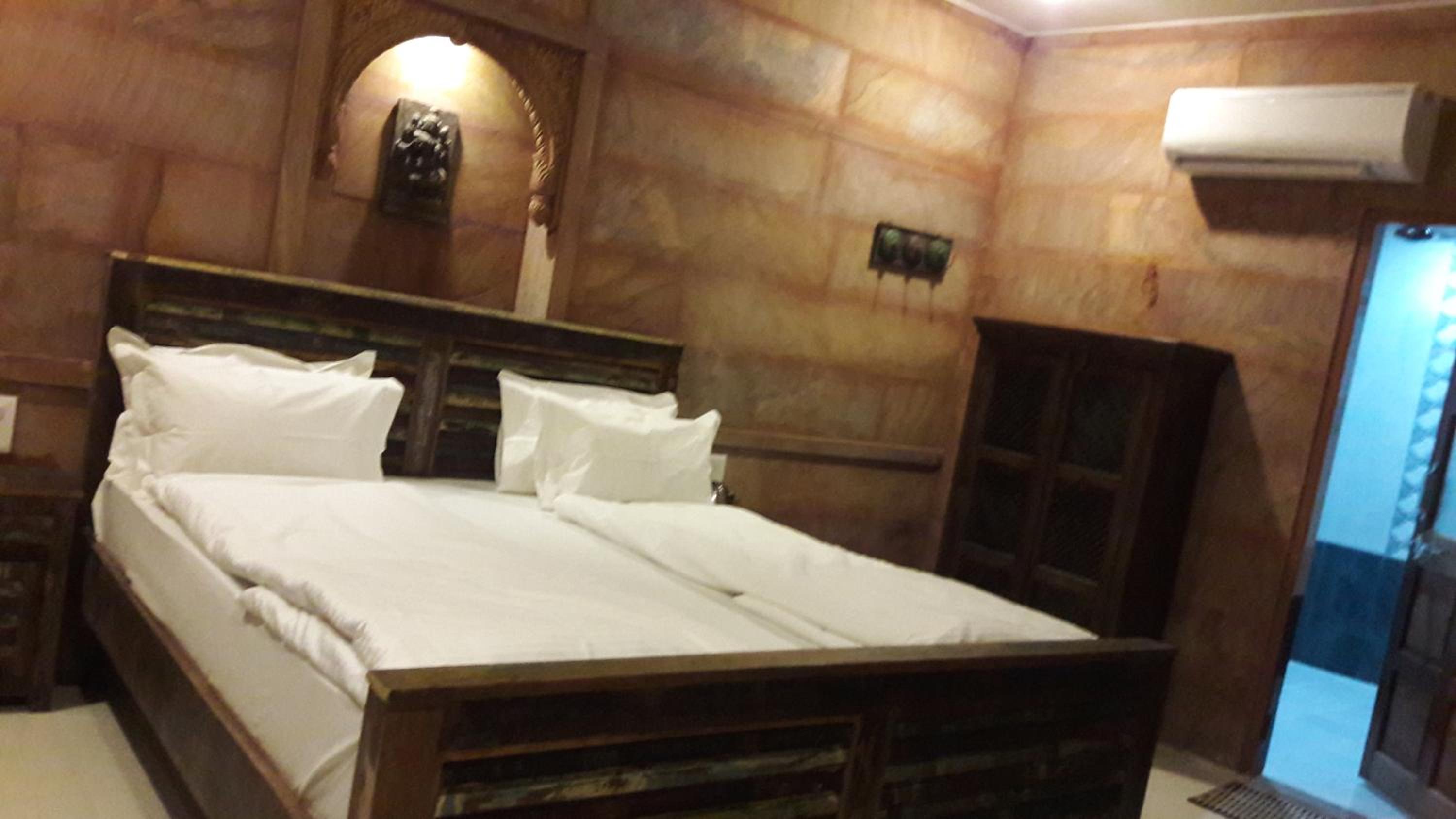Superior King Room with Fort View photo 1