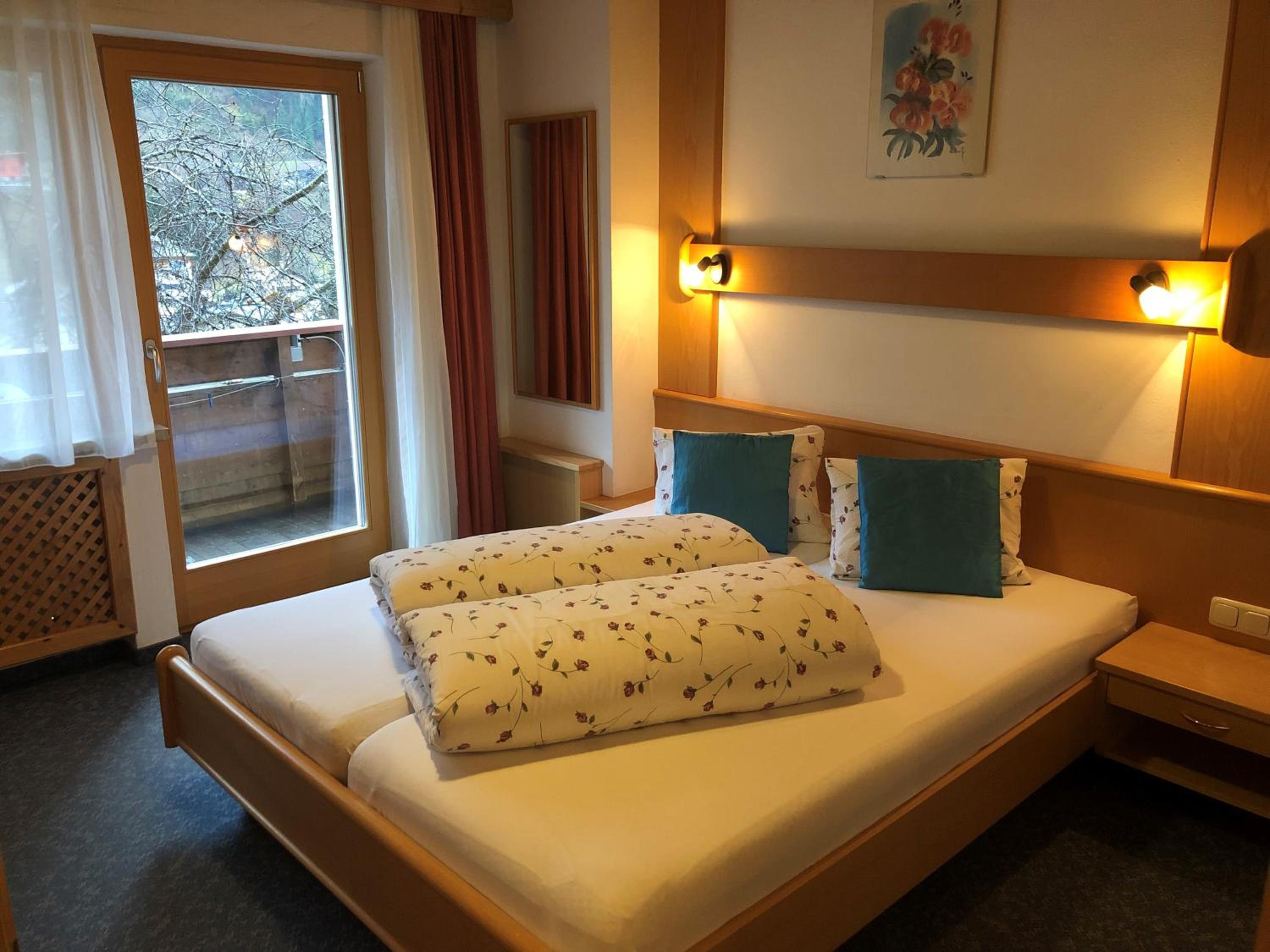 Two-Bedroom Apartment (4 Adults) photo 2