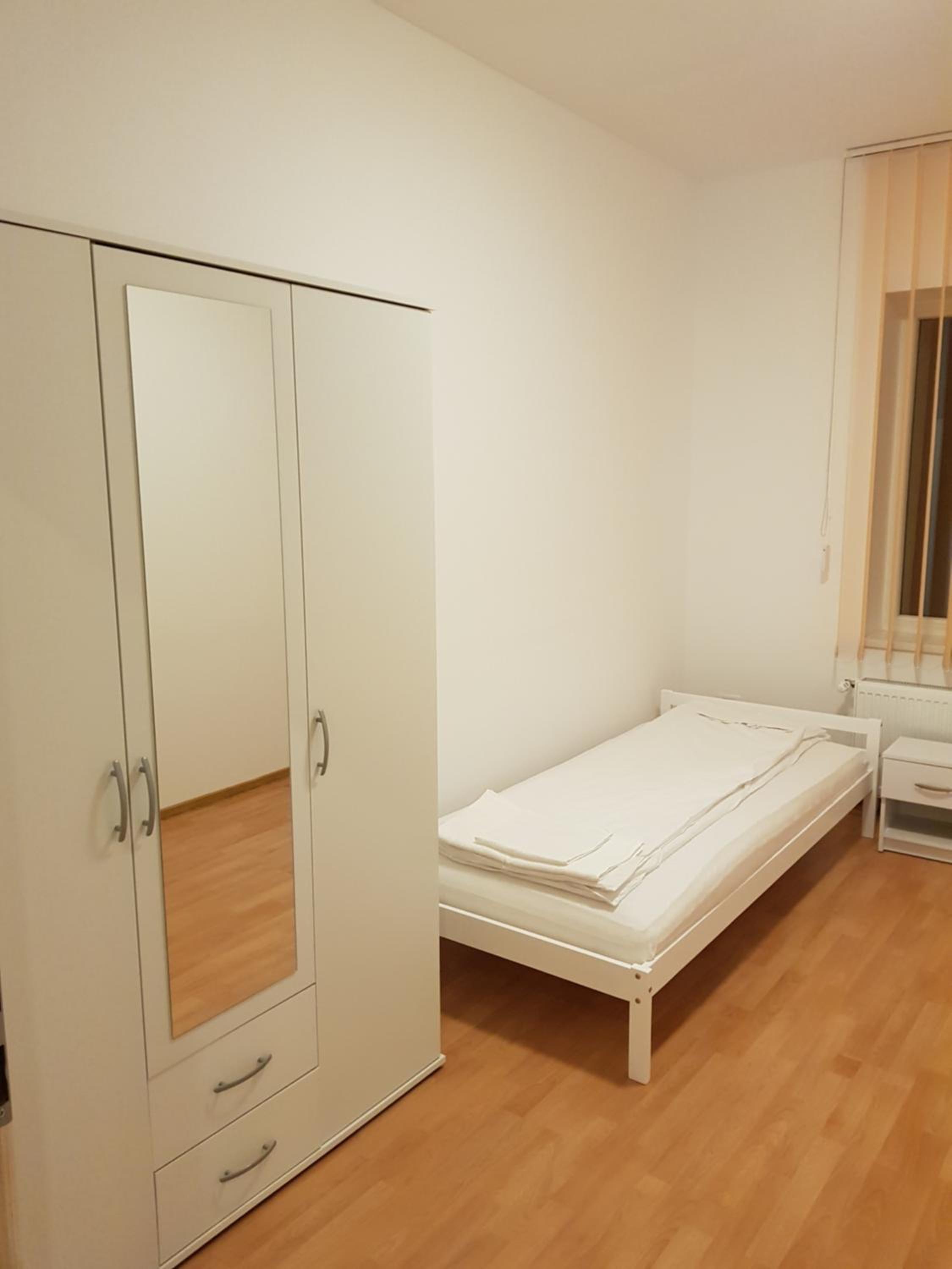 Apartment - Photo 20