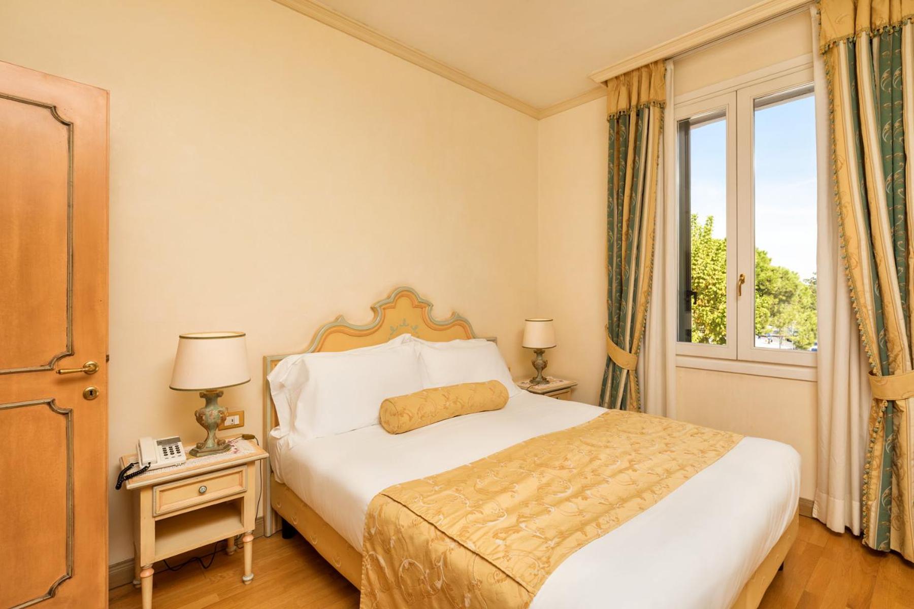 Suite with Lagoon View - Photo 14