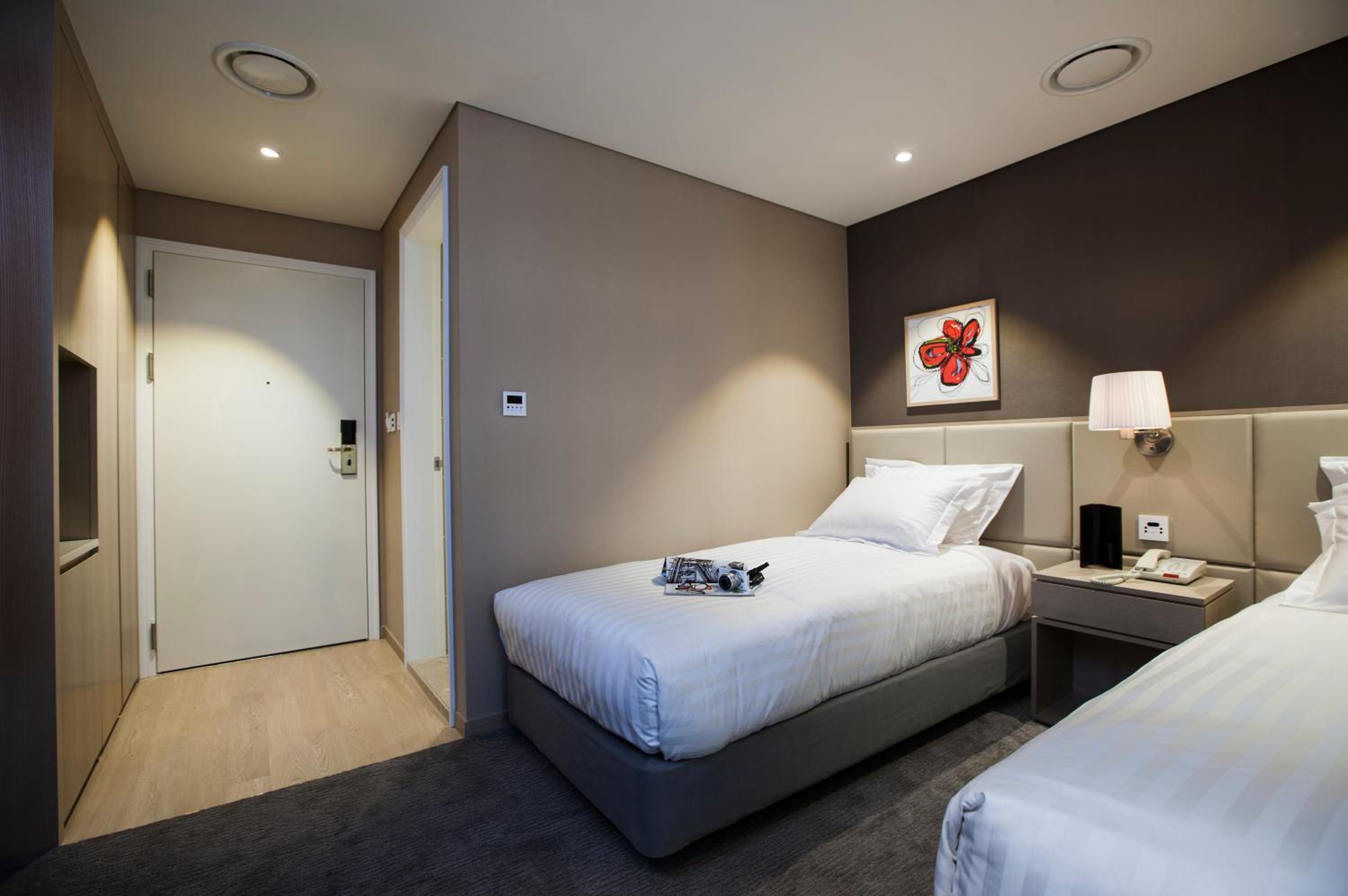 Standard Twin Room photo 2