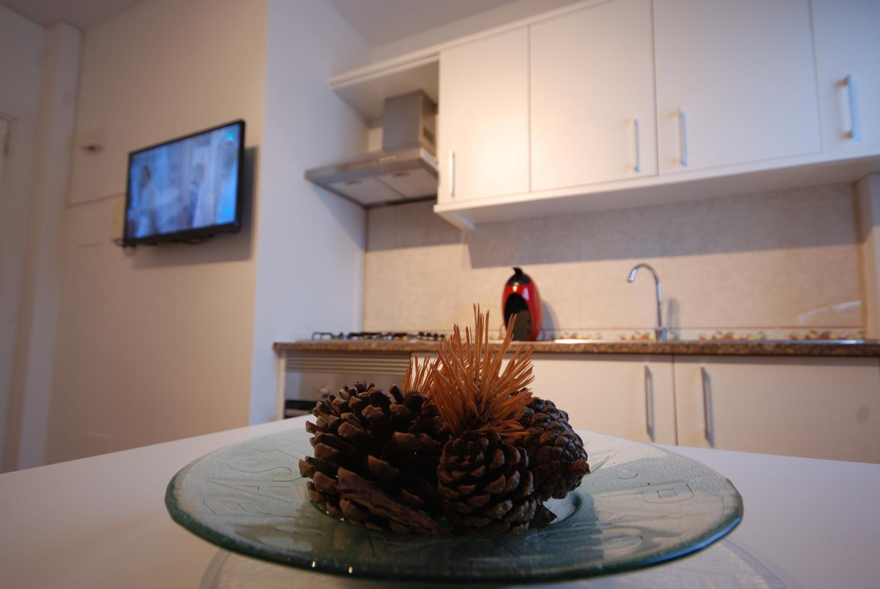Apartment with Shower - Photo 2