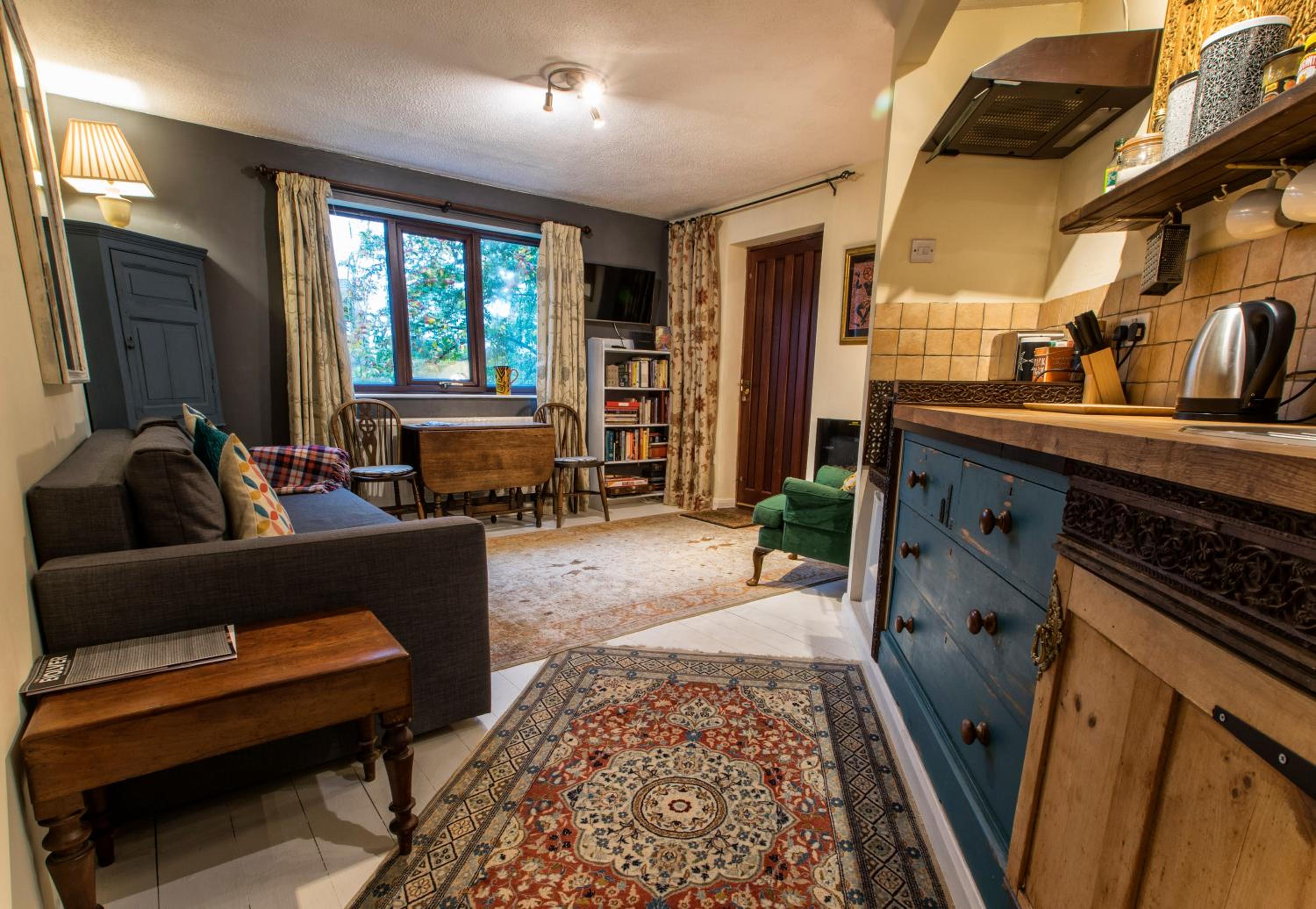 Apartment - Photo 4