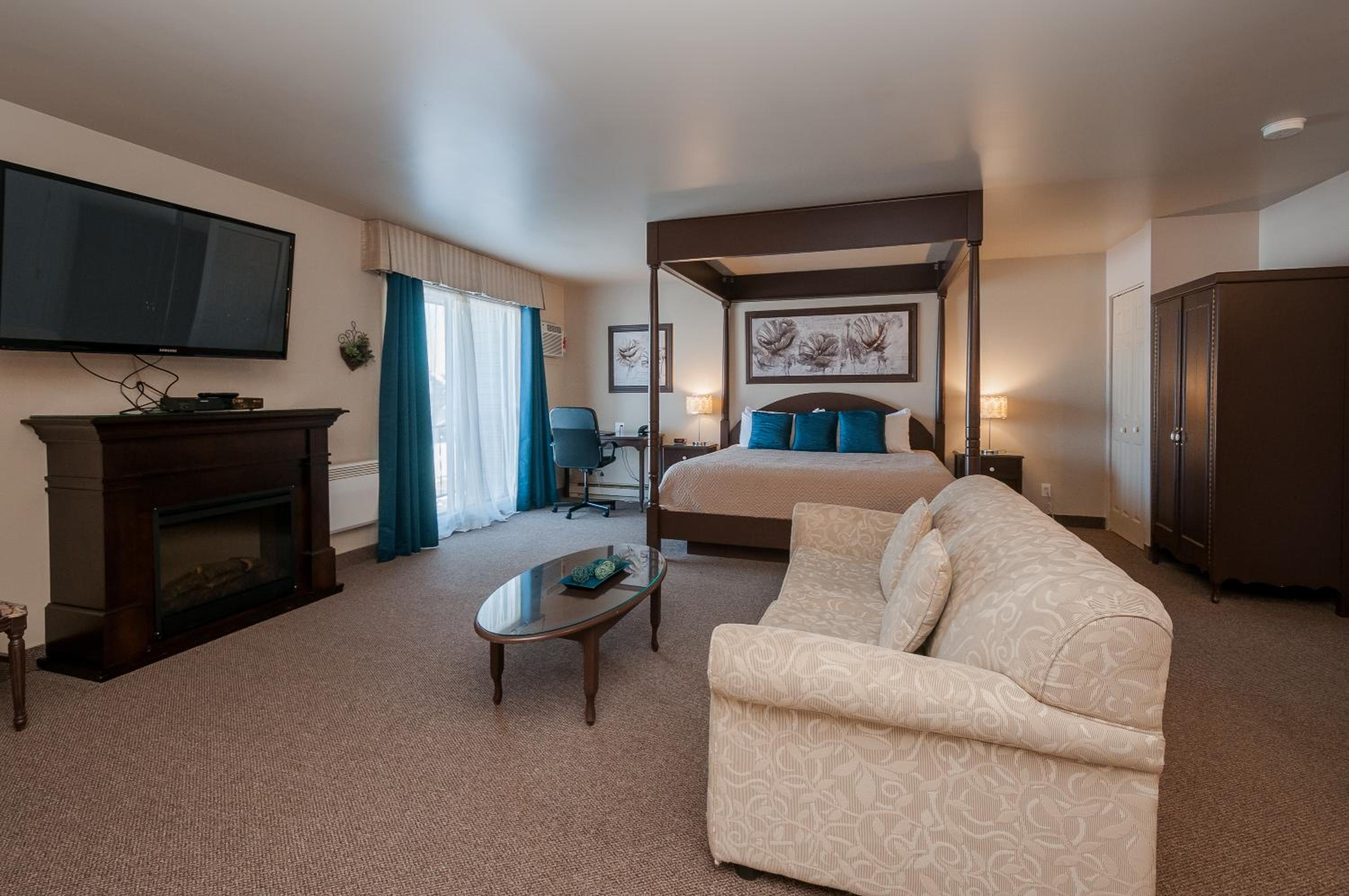 King Suite - Photo 5