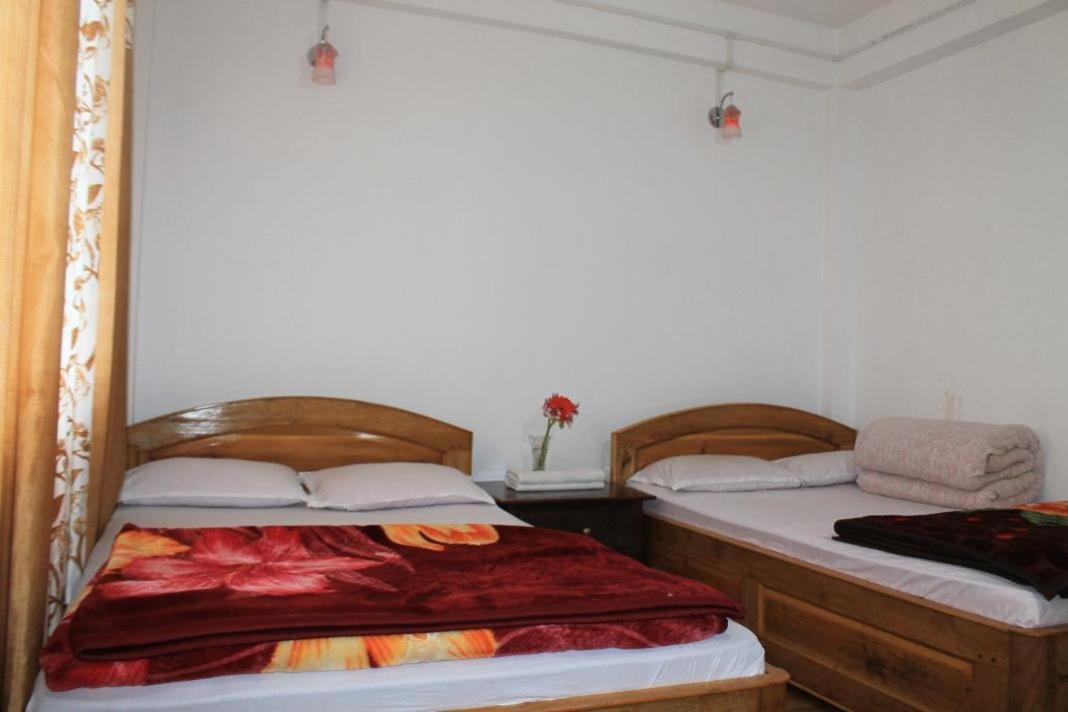 Deluxe Double Room (2 Adults + 1 Child) photo 2