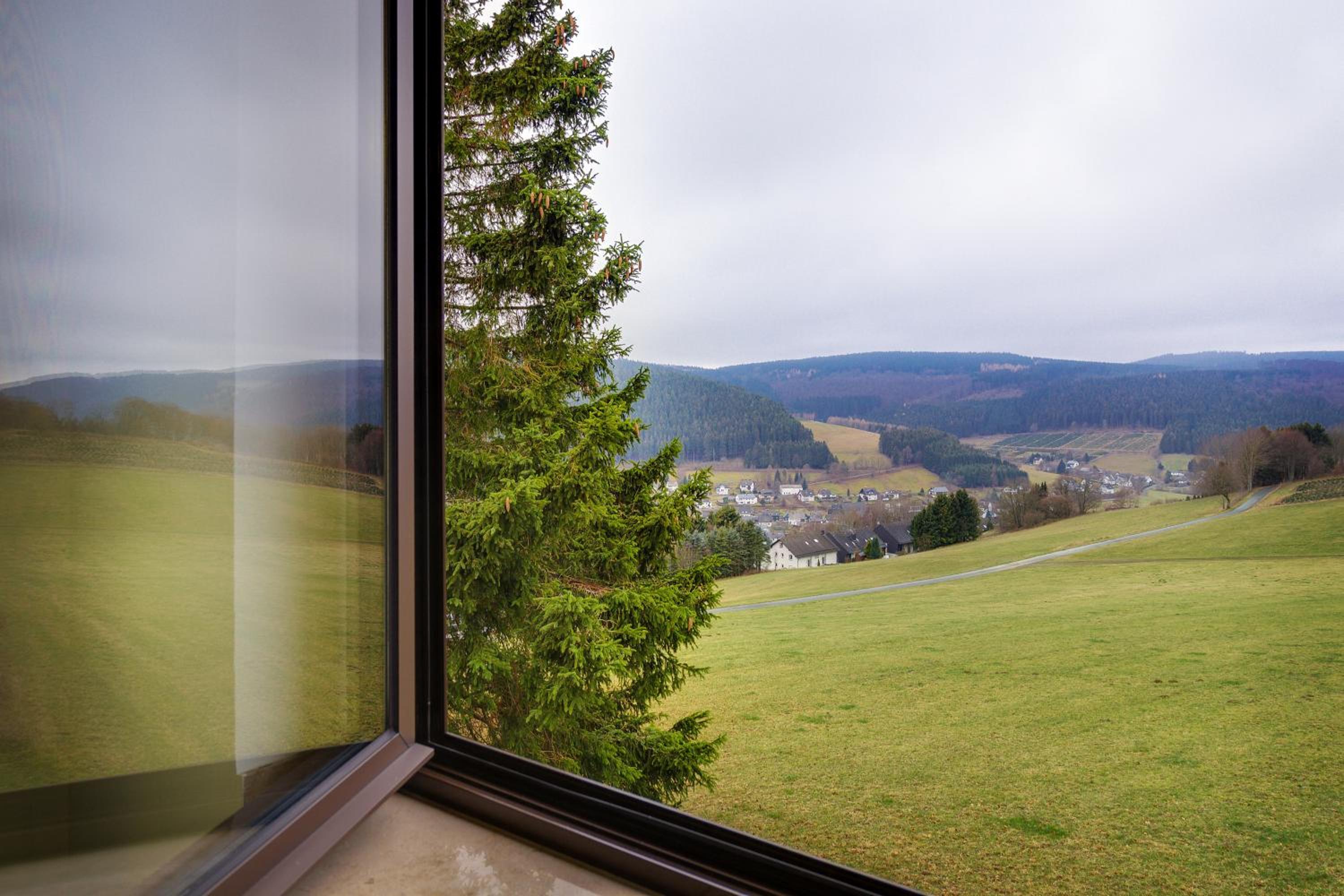 Double Room with Mountain View - Photo 2