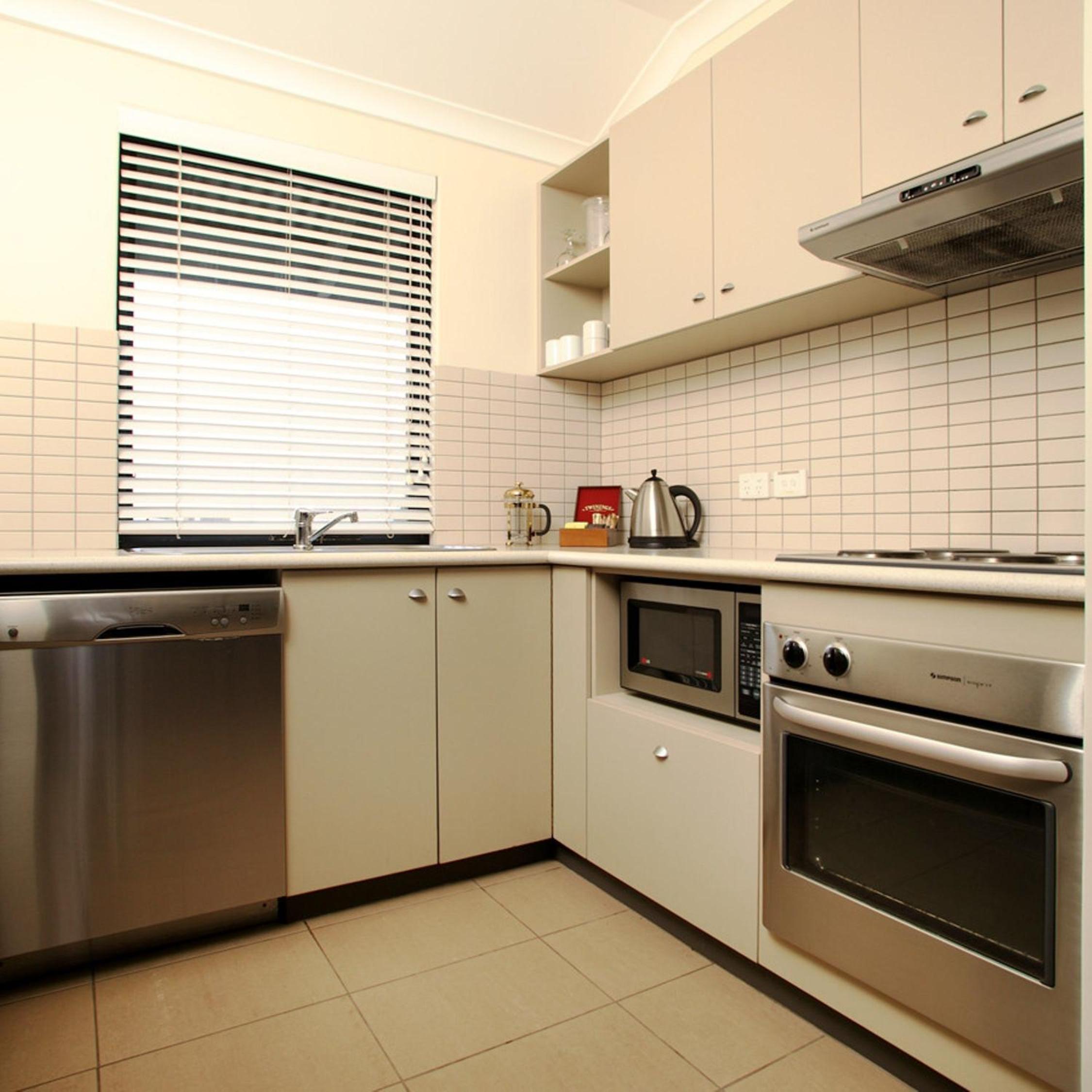 Three-Bedroom Apartment - Photo 13