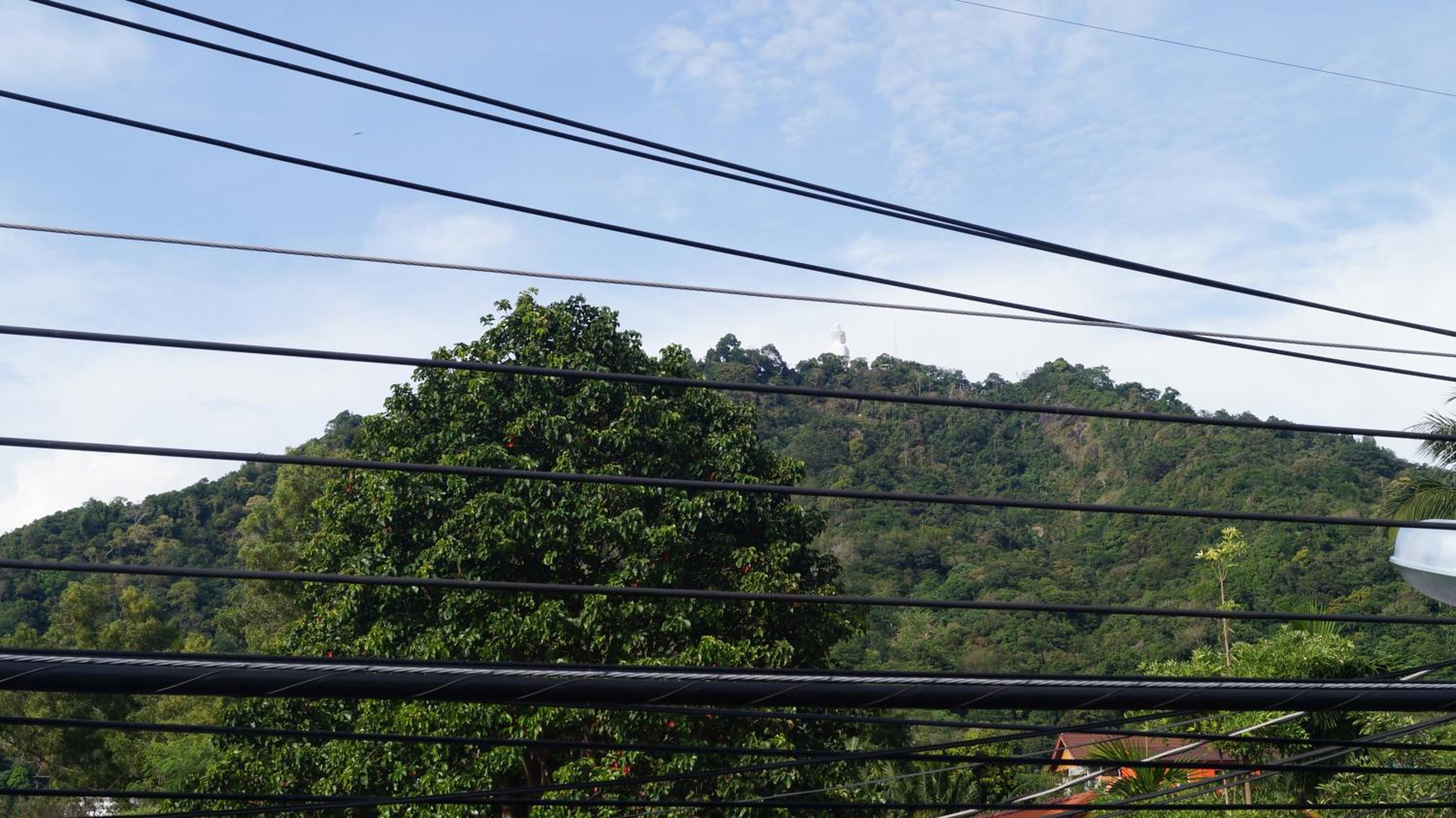 Apartment with Mountain View - Photo 7