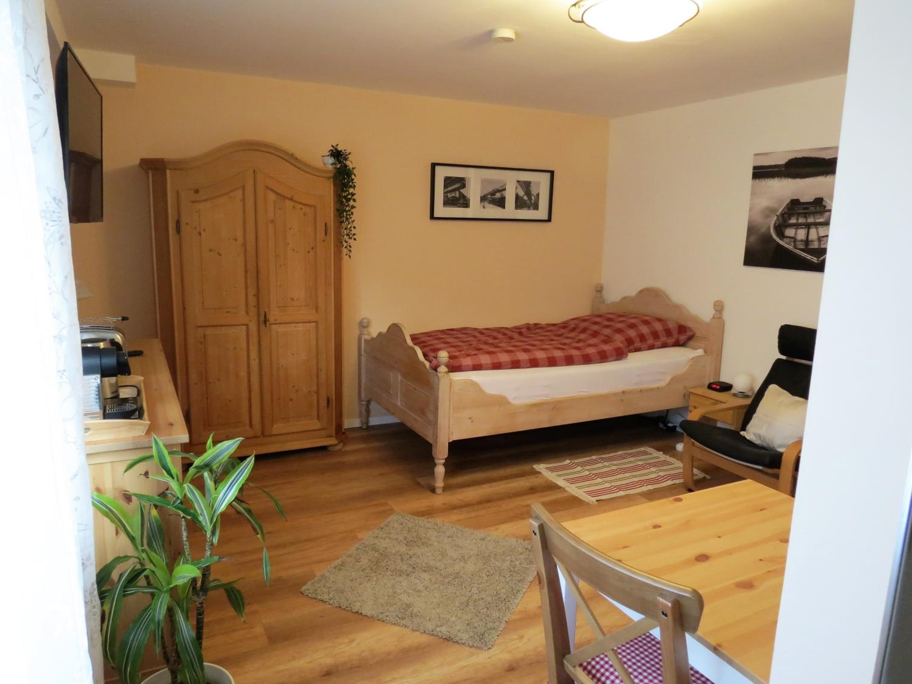 Single Room photo 2