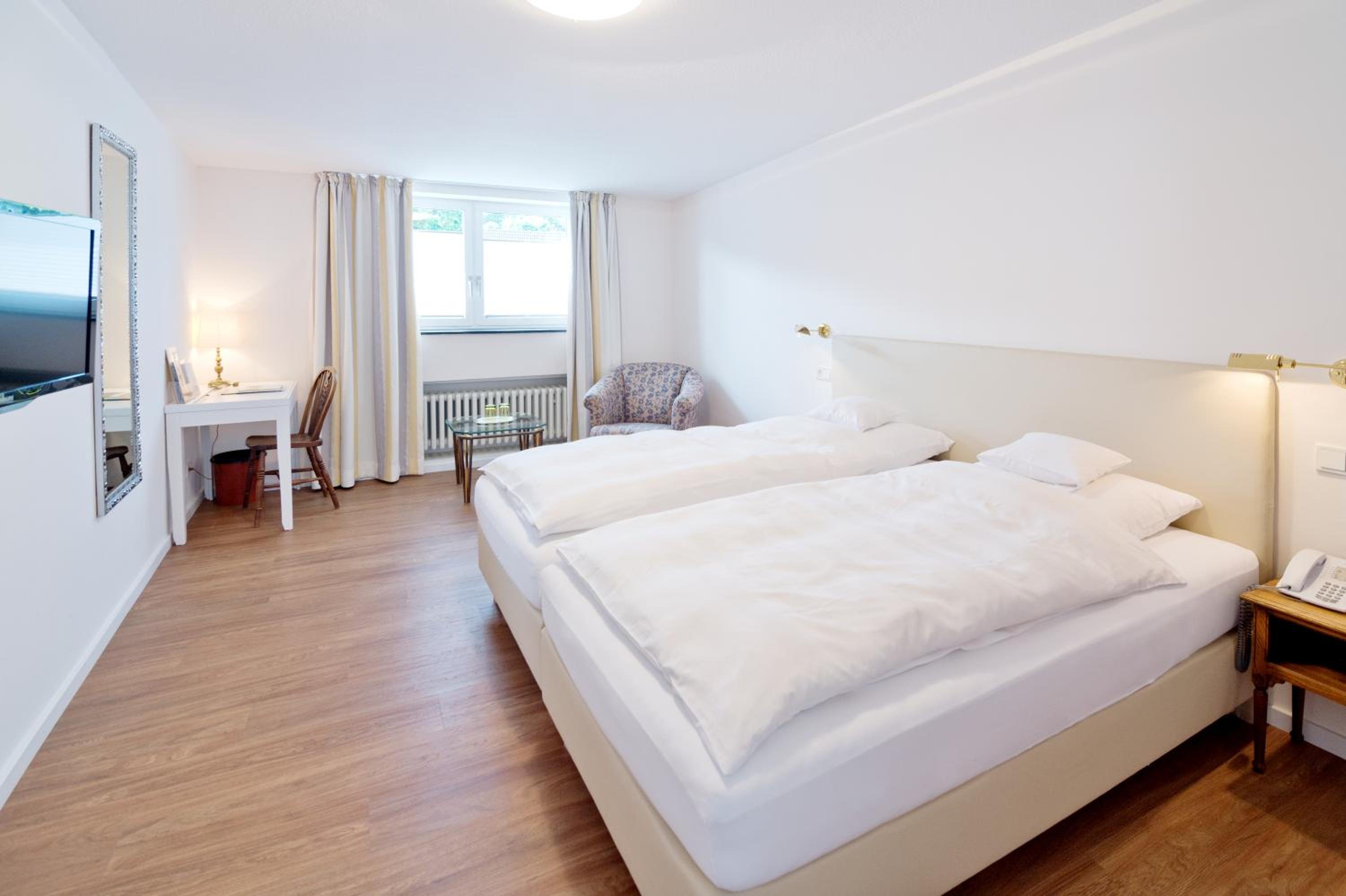 Classic Double Room - Photo 2