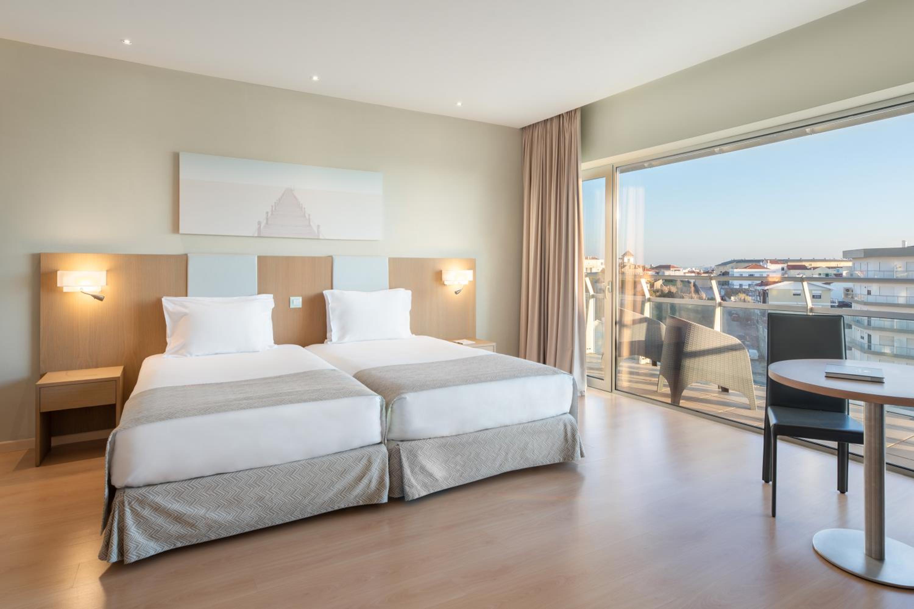 Standard Double or Twin Room with Sea View photo 2