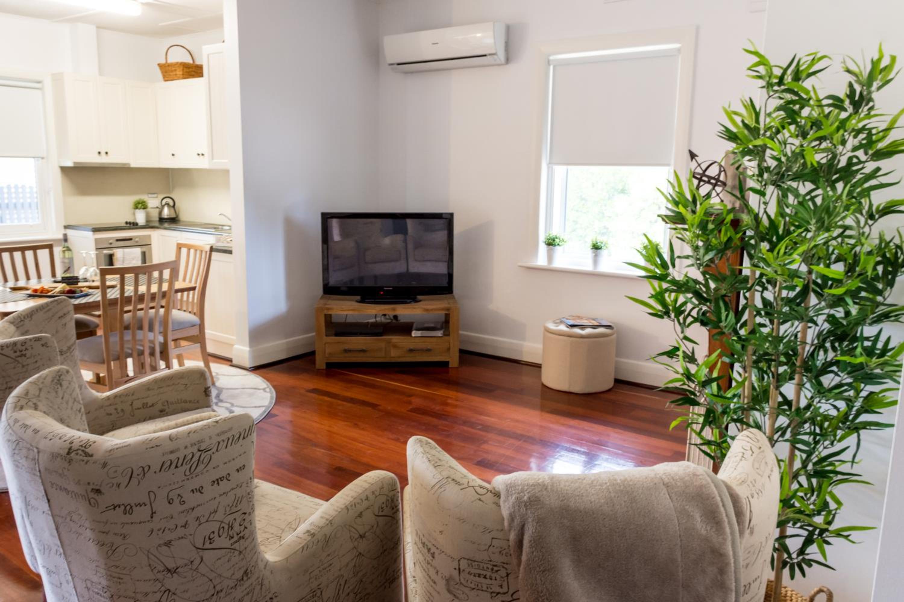 Family Room photo 2