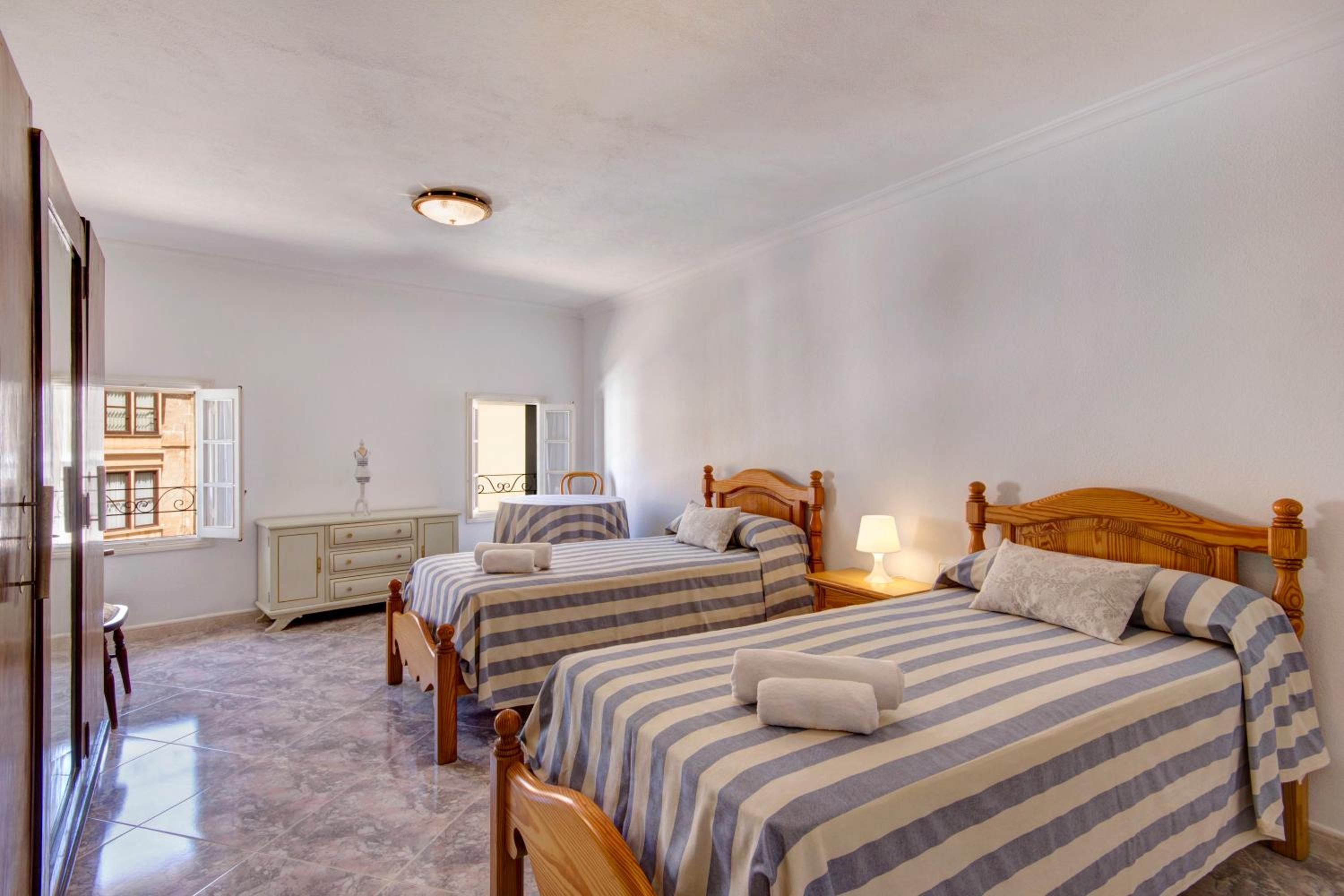 Casa de cinco habitaciones