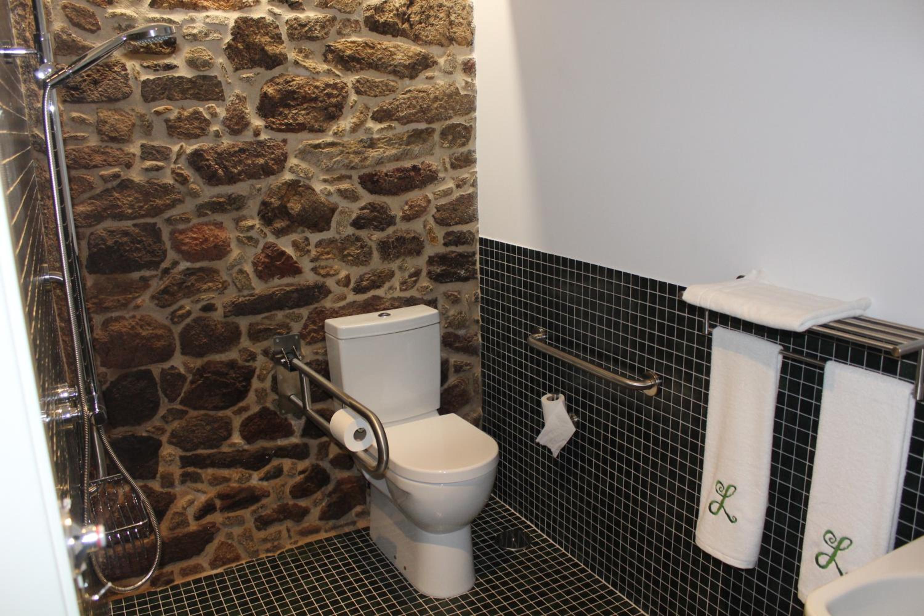 Double Room with Private Bathroom photo 2