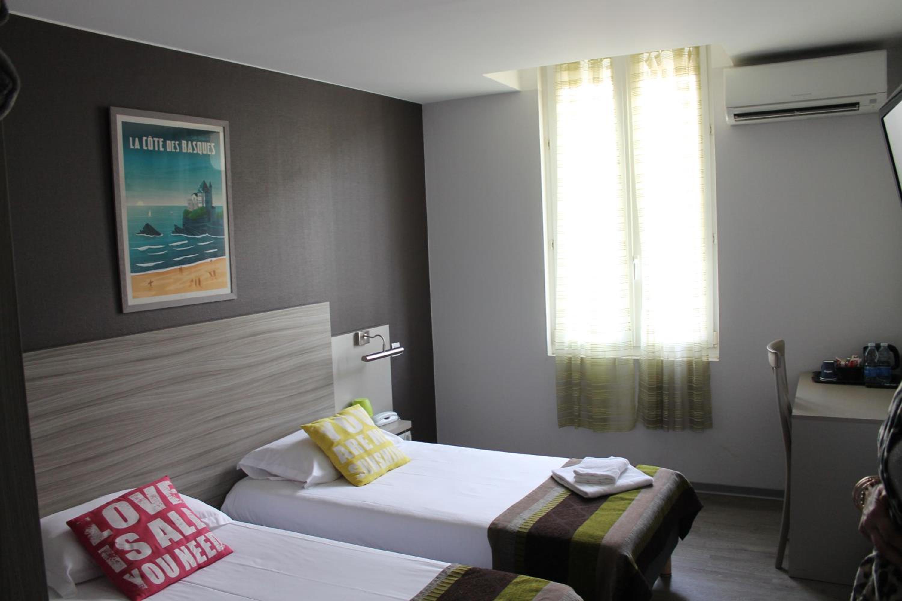 Twin Room photo 1