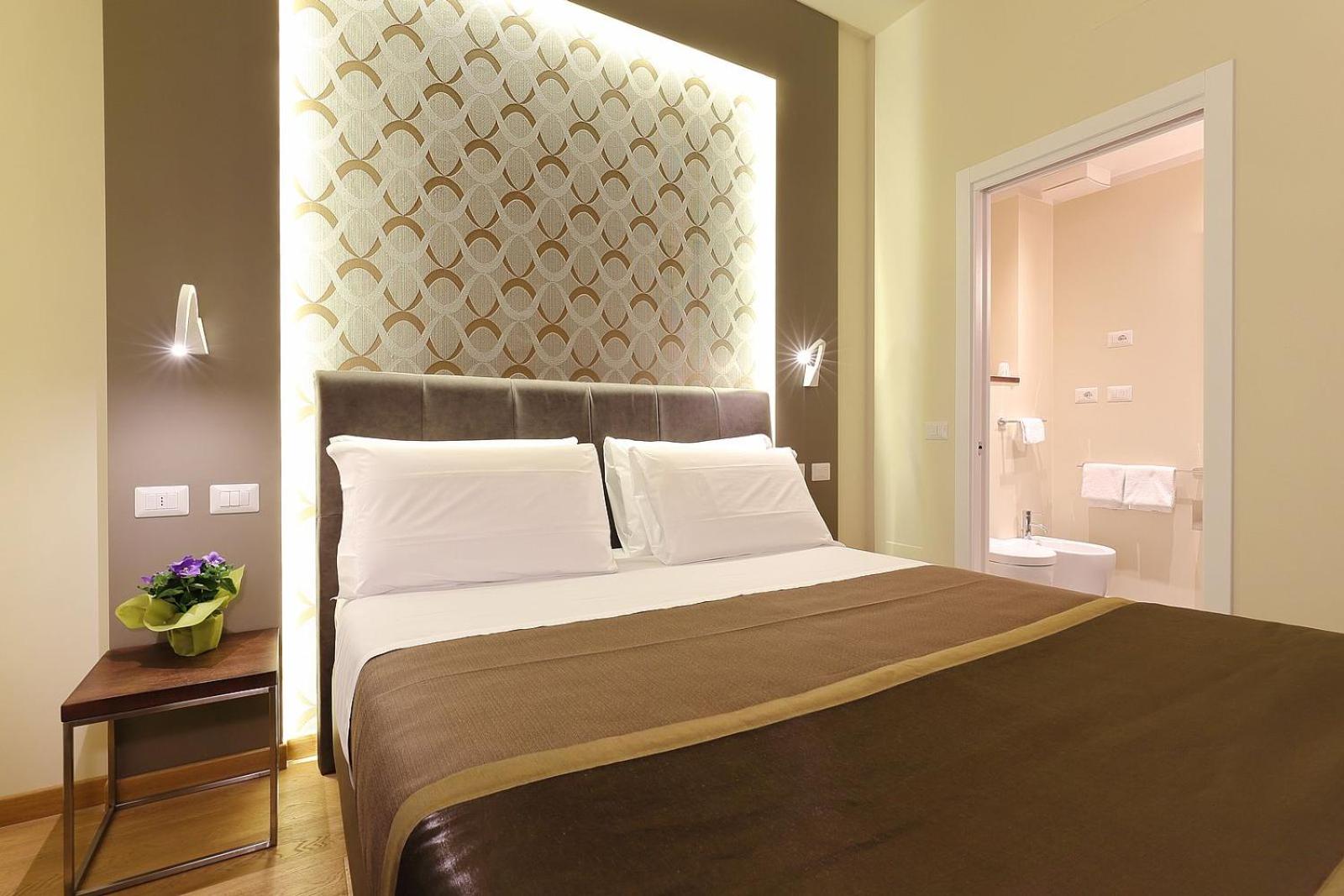 Double Room with Private Bathroom photo 1