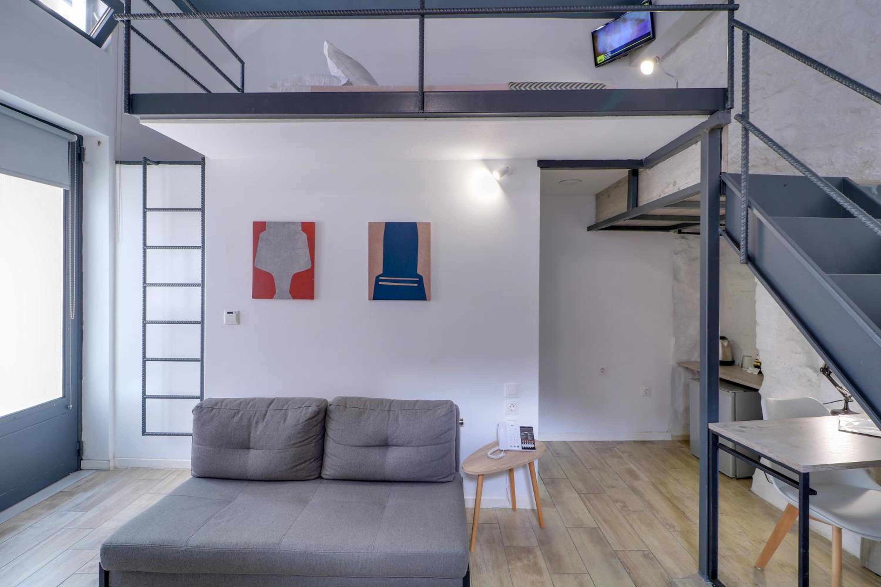Street Level Loft photo 1
