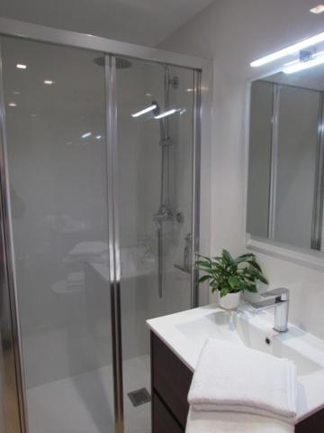 Two-Bedroom Apartment - Photo 29