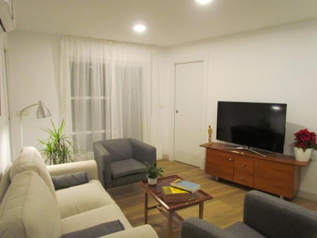 Two-Bedroom Apartment - Photo 42