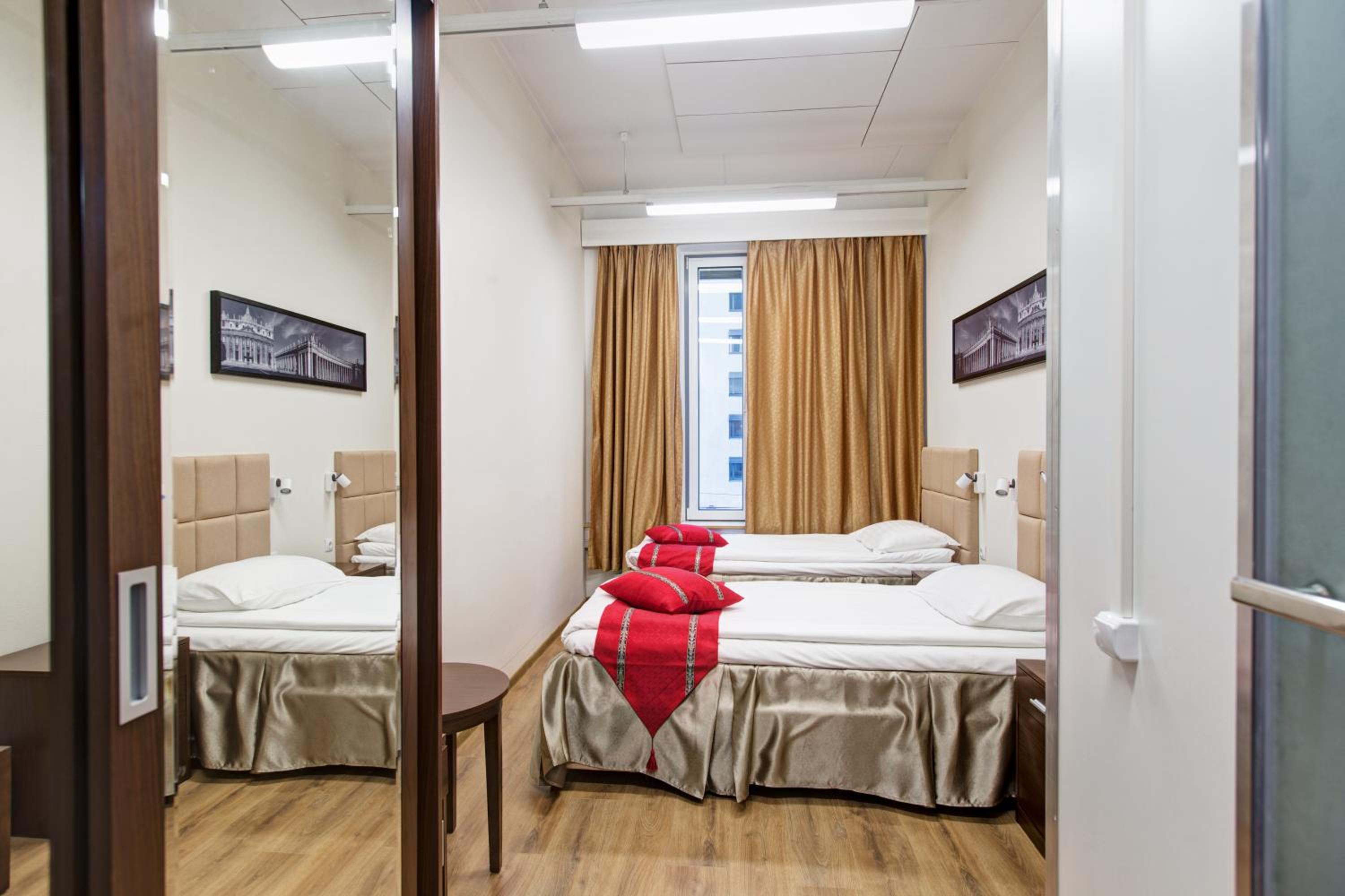 Standard Twin Room photo 3