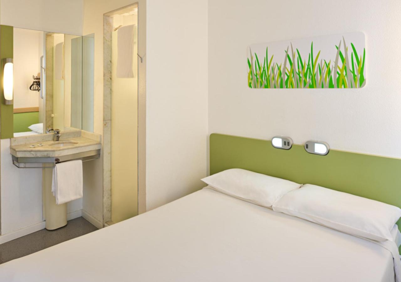 Standard Apartment with Double Bed (2 Adults) thumbnail 6