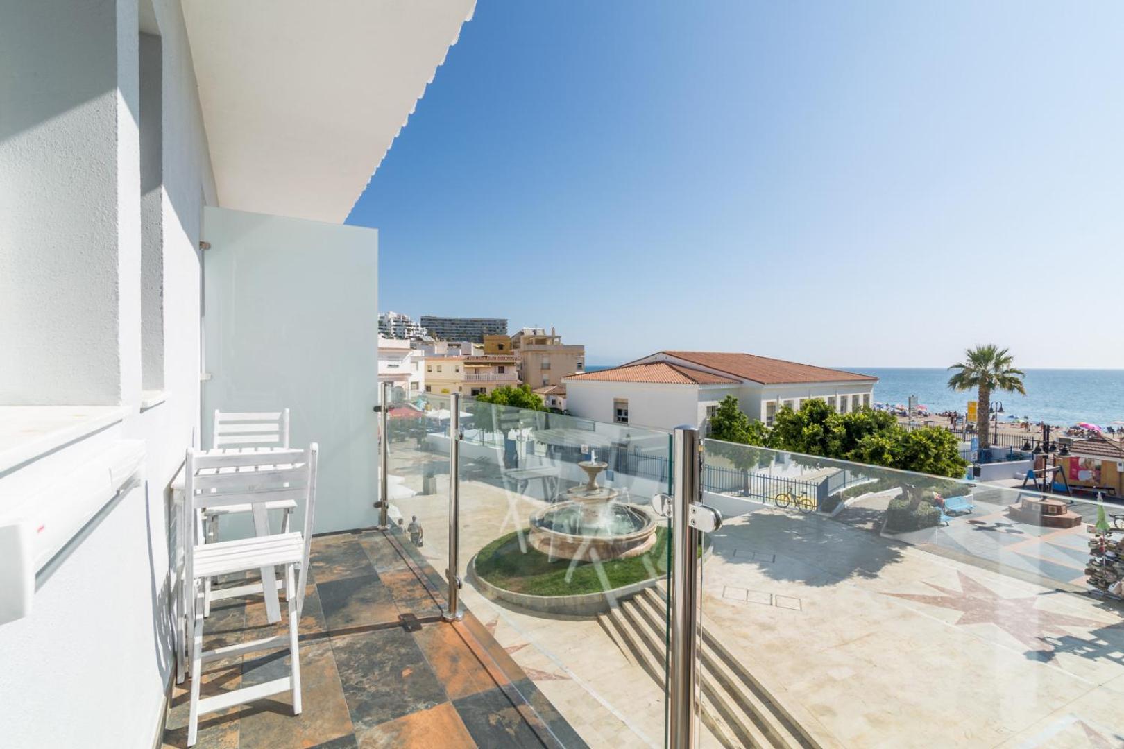 Apartment with Sea View - Photo 3