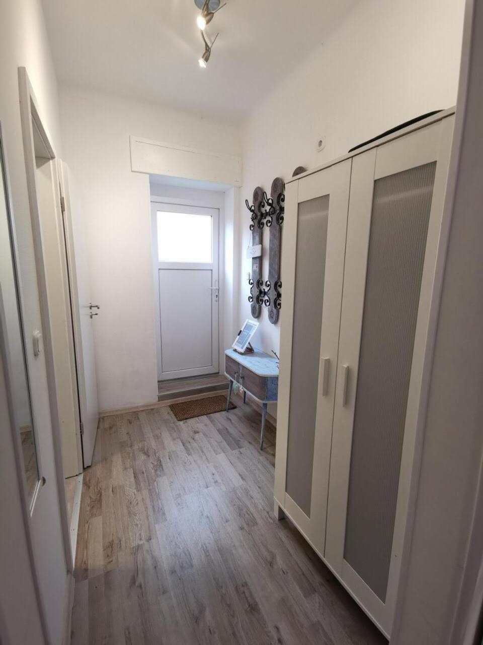 Apartment - Photo 8