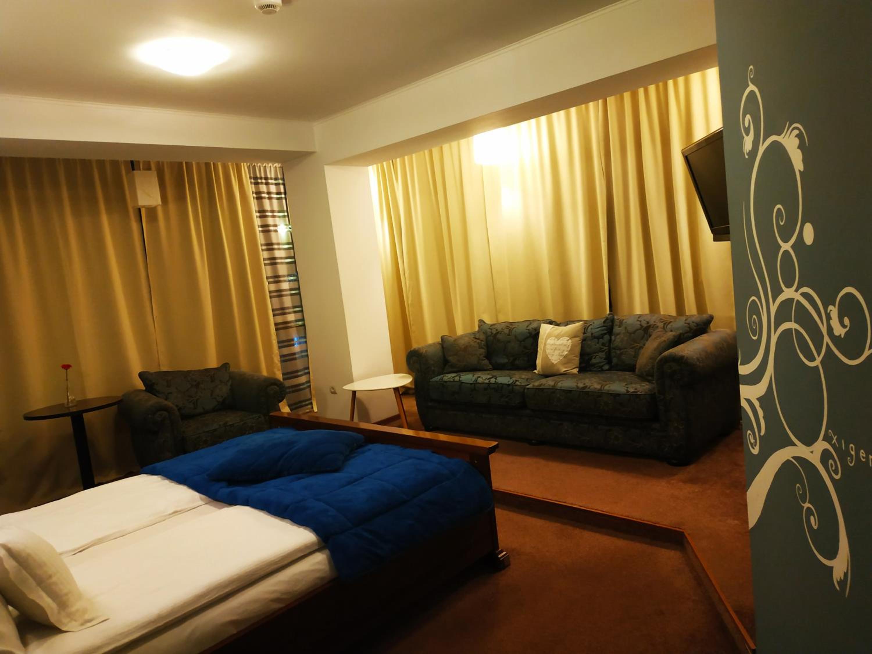 Superior Double or Twin Room - Photo 4