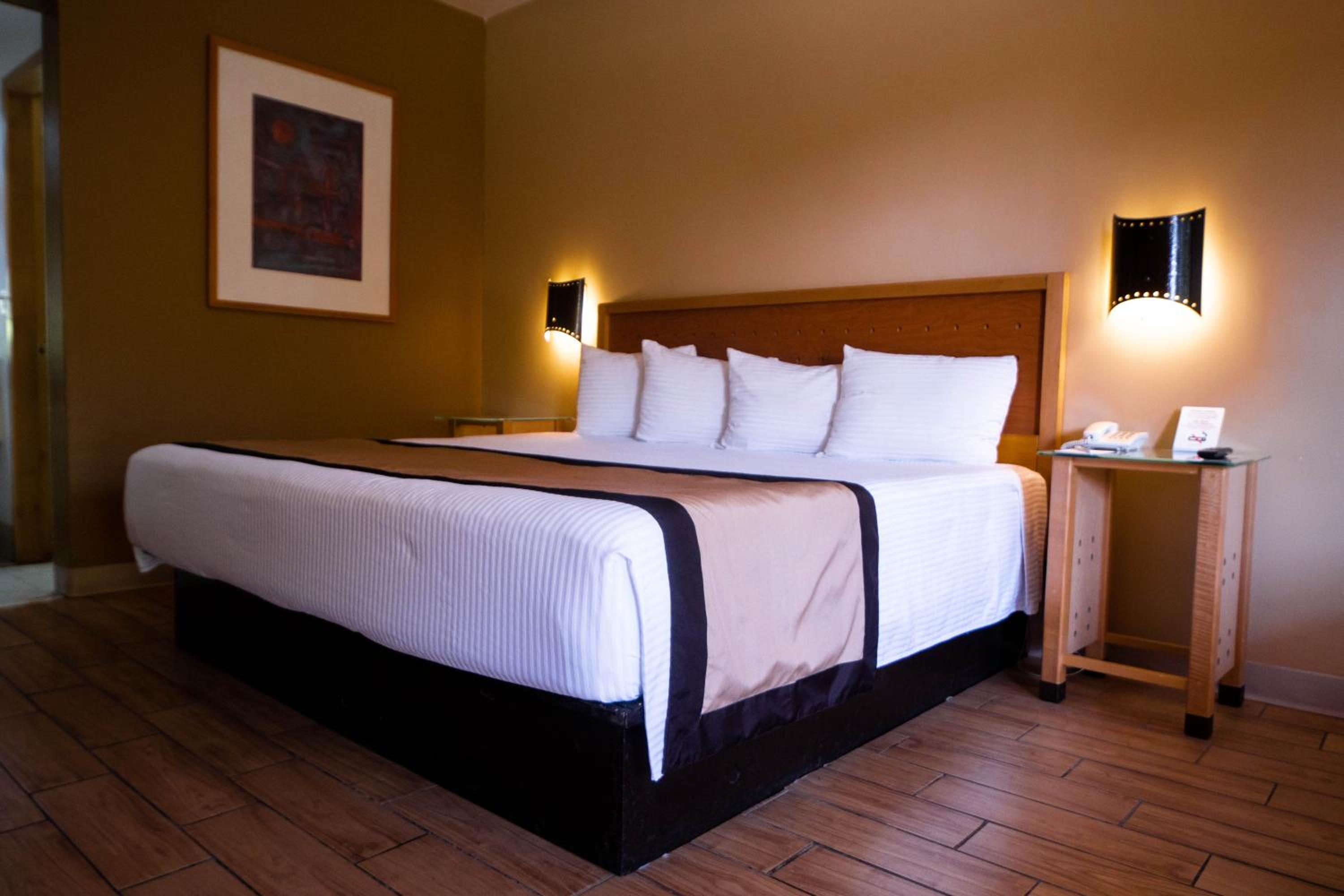 Standard Double Room - Photo 1