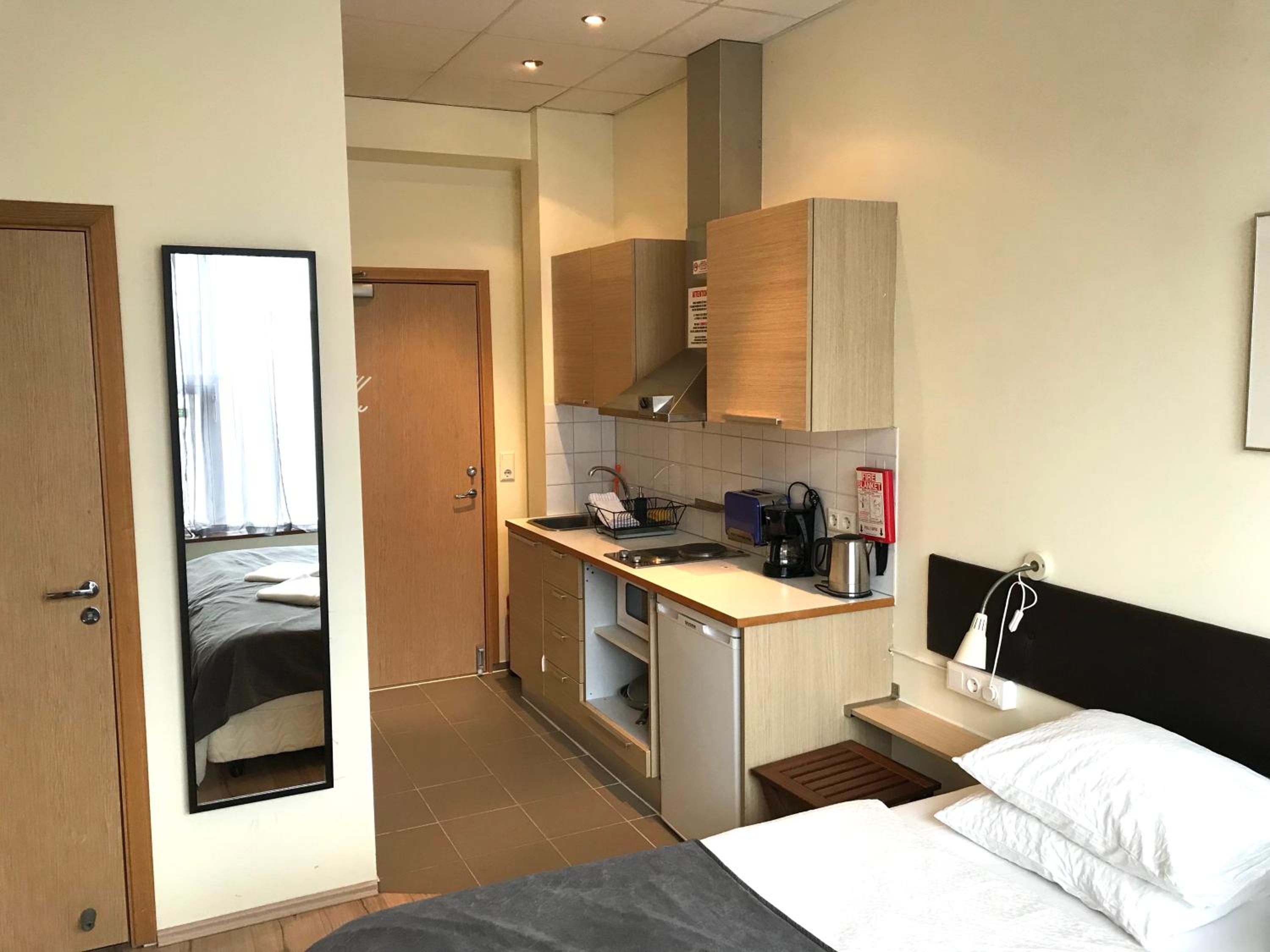 Standard Studio with Kitchenette photo 2