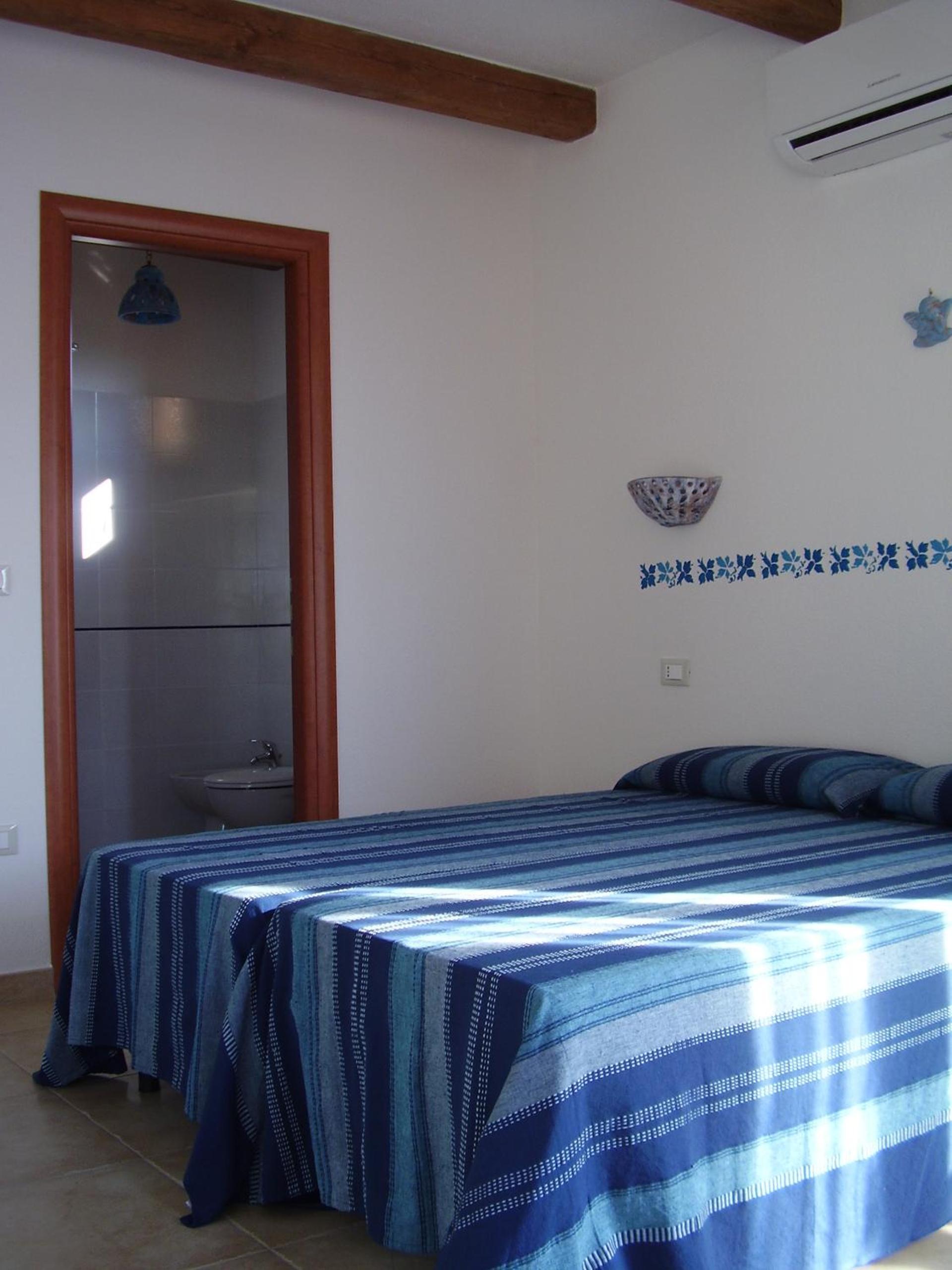 Triple Room with Terrace photo 1