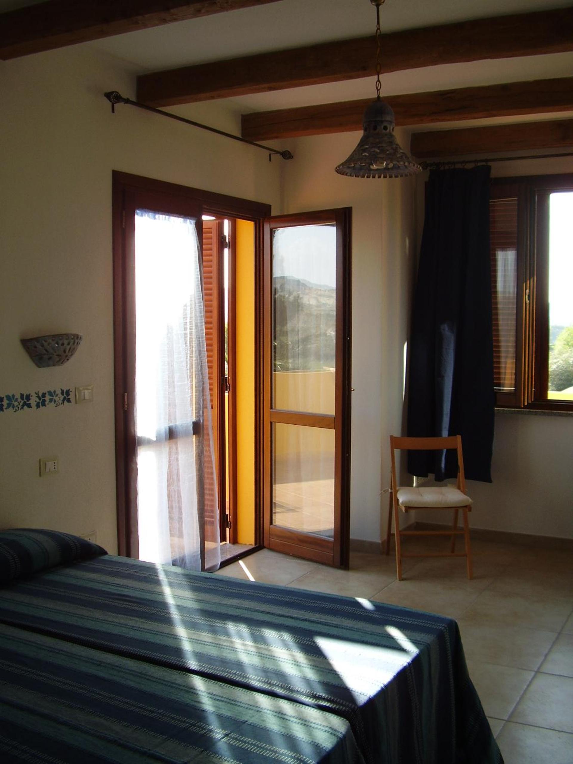 Triple Room with Terrace photo 3
