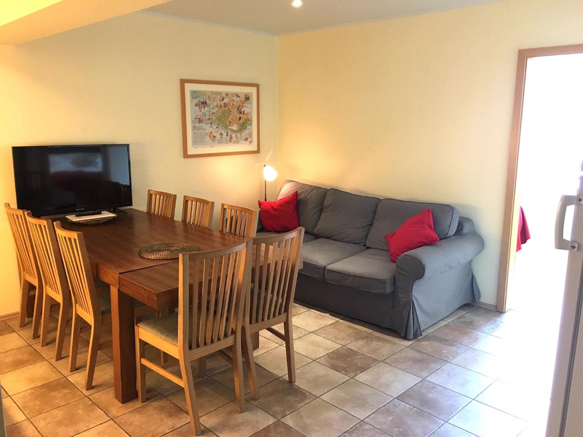 Superior Apartment, 4 Bedrooms, 2 Bathrooms photo 3