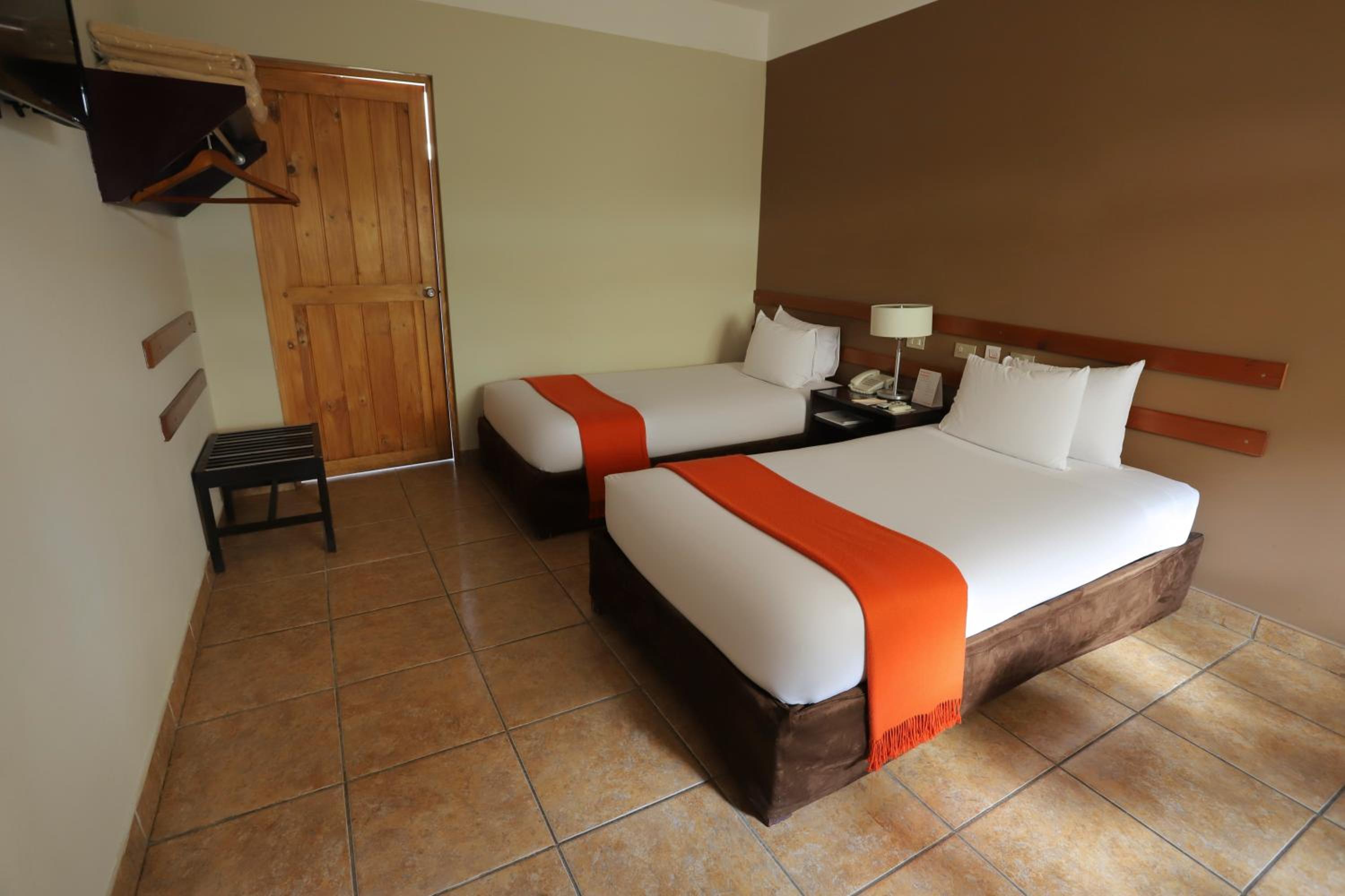  Traditional Twin Room  - Photo 2