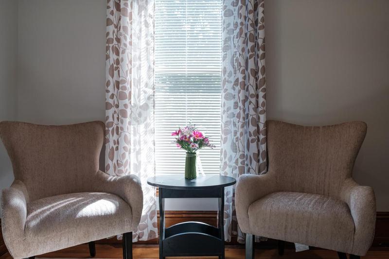 Deluxe King Suite photo 2