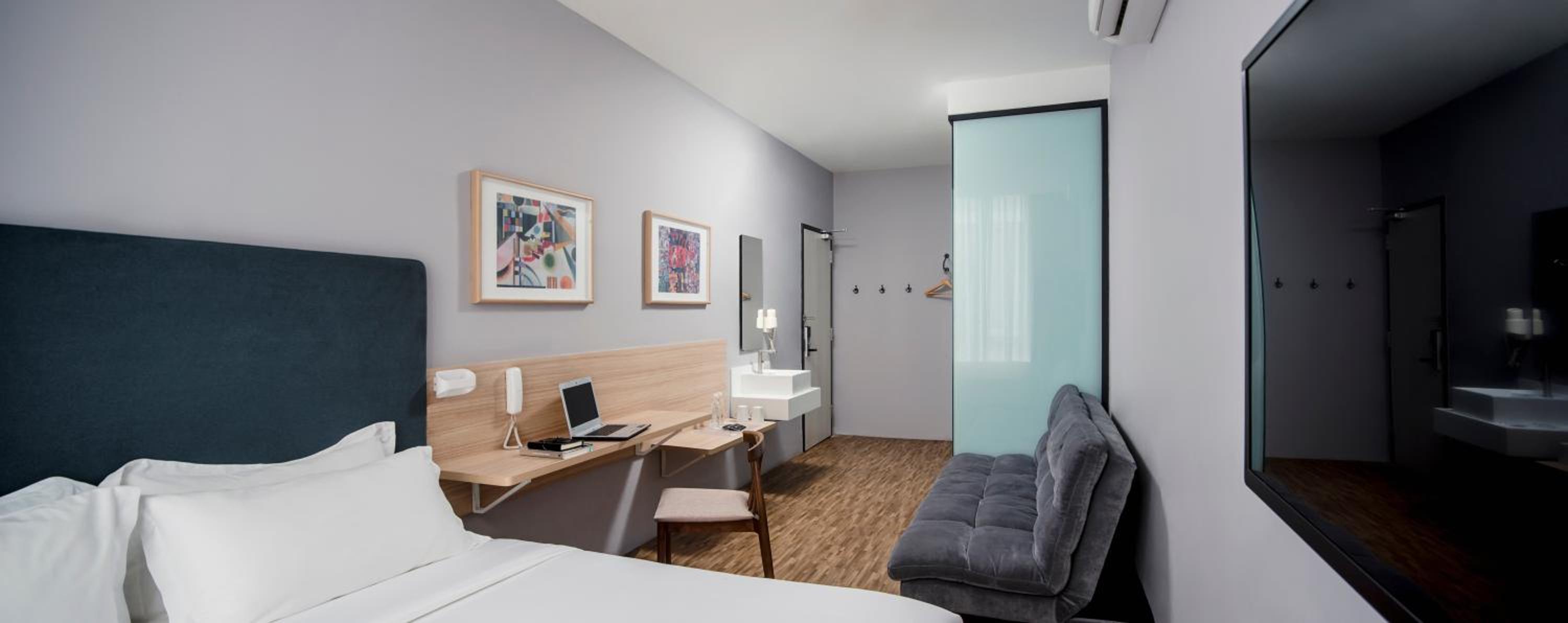 Executive King Room - Photo 2