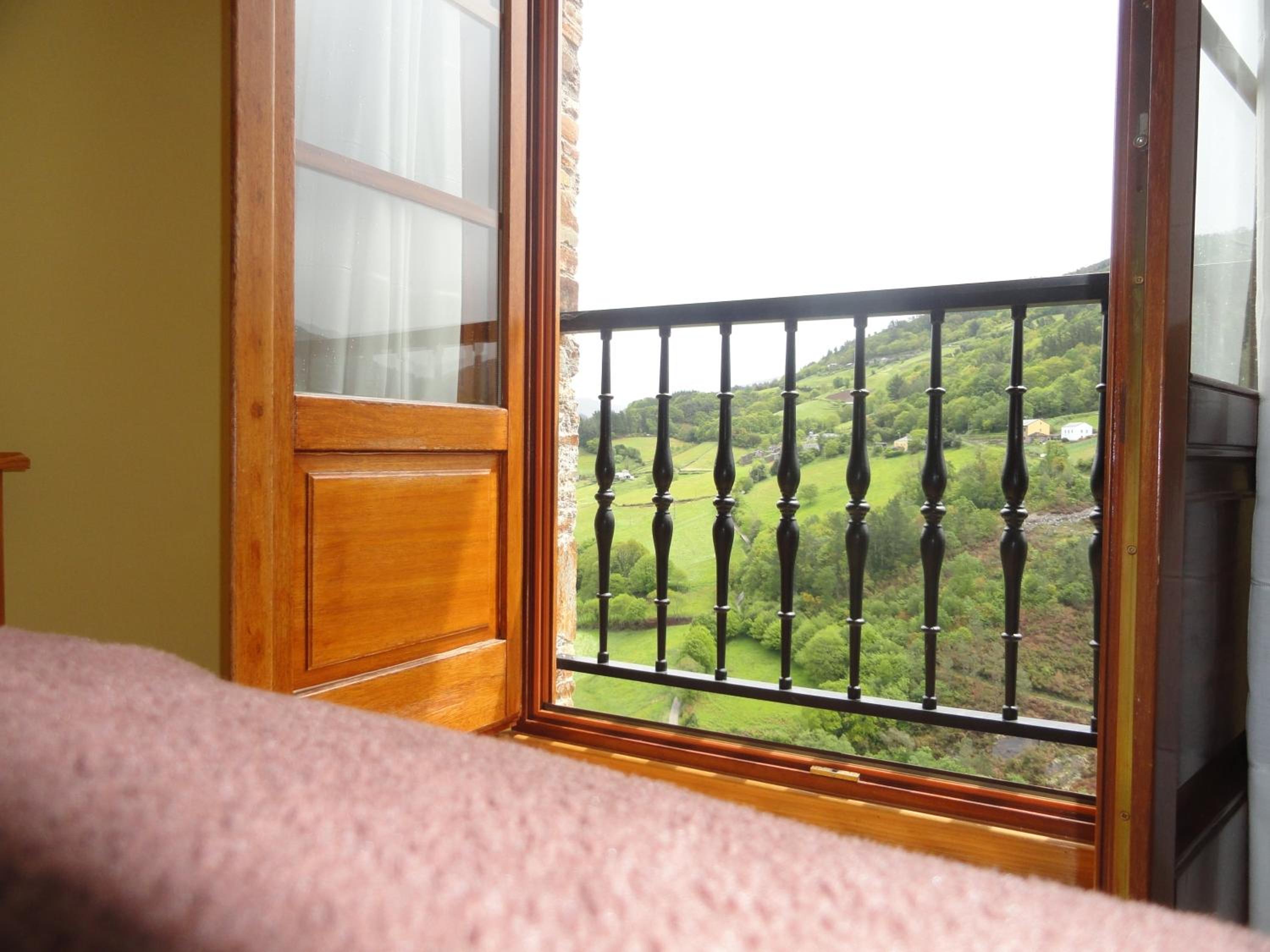 Double Room with Mountain View photo 3