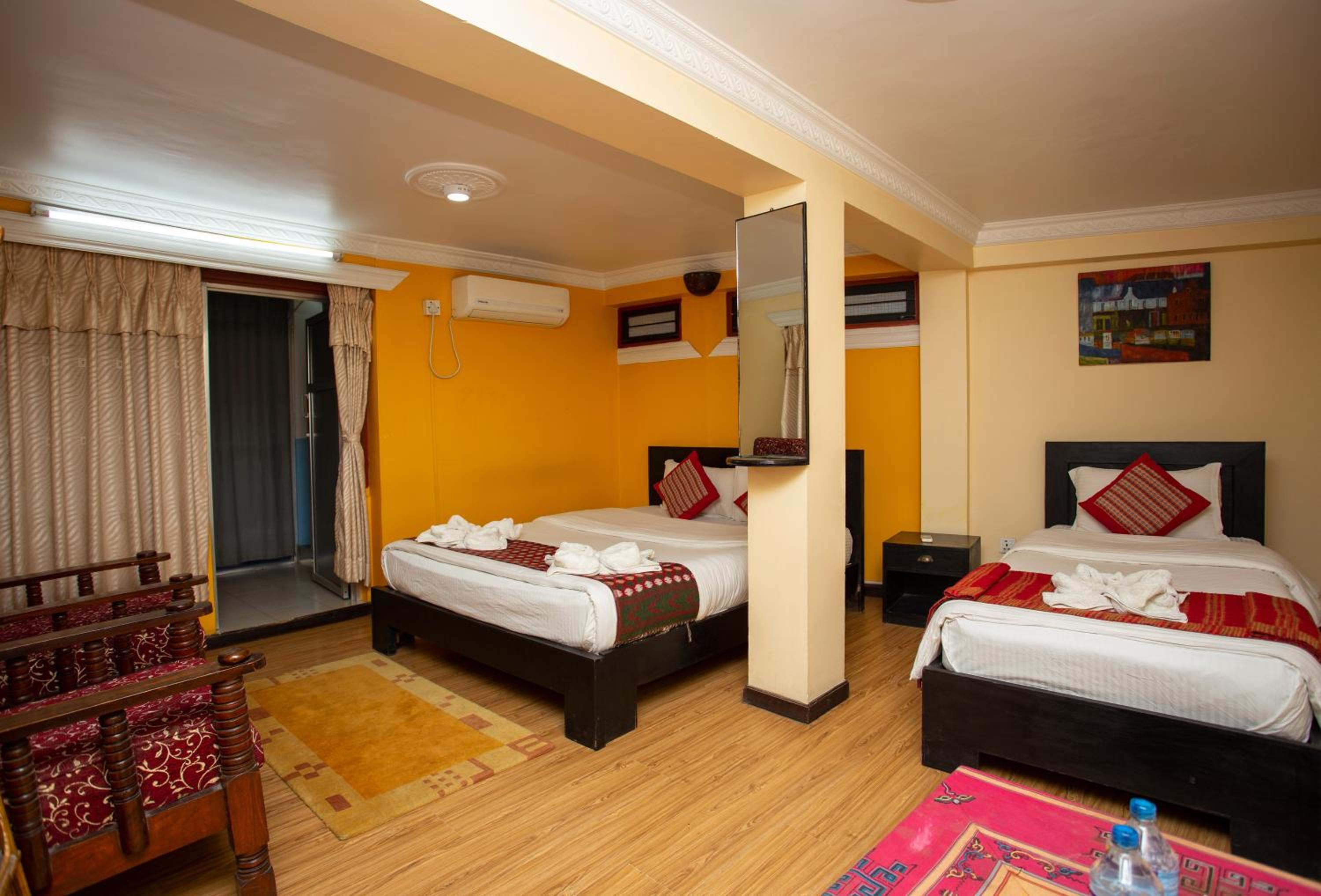 Deluxe Double or Twin Room with Garden View photo 3